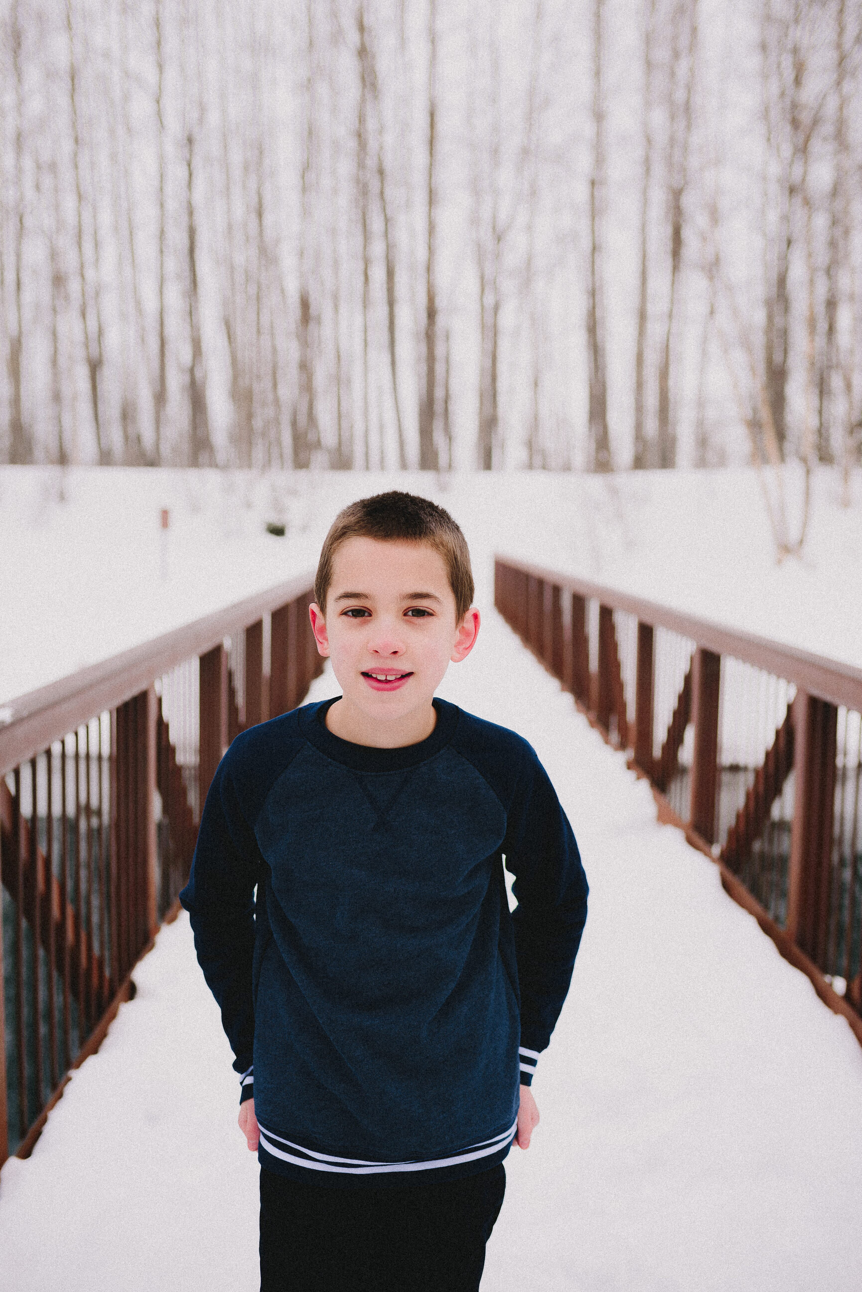 eklutna-tailrace-winter-family-session-palmer-alaska-photographer-way-up-north-photography (24).jpg