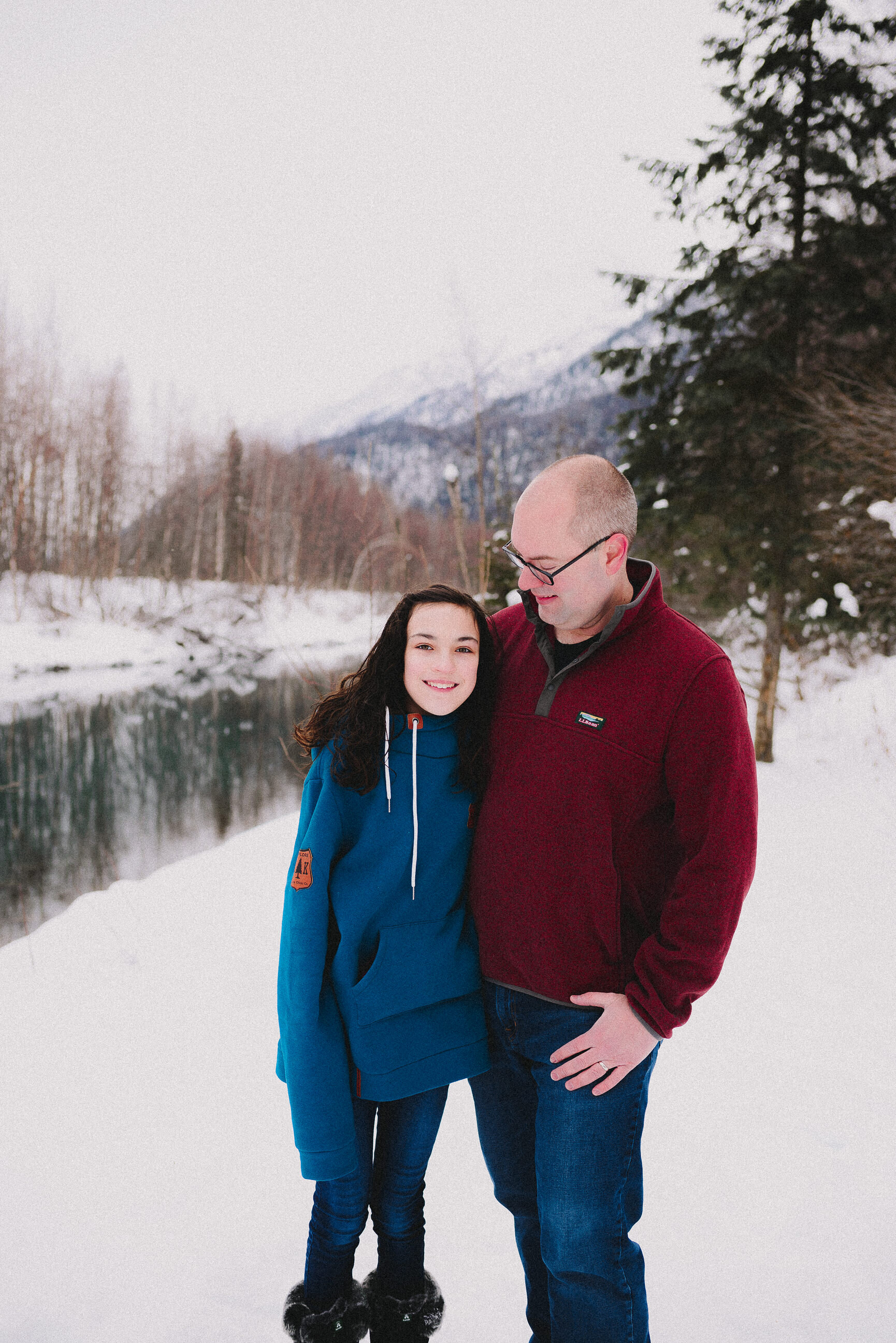 eklutna-tailrace-winter-family-session-palmer-alaska-photographer-way-up-north-photography (99).jpg