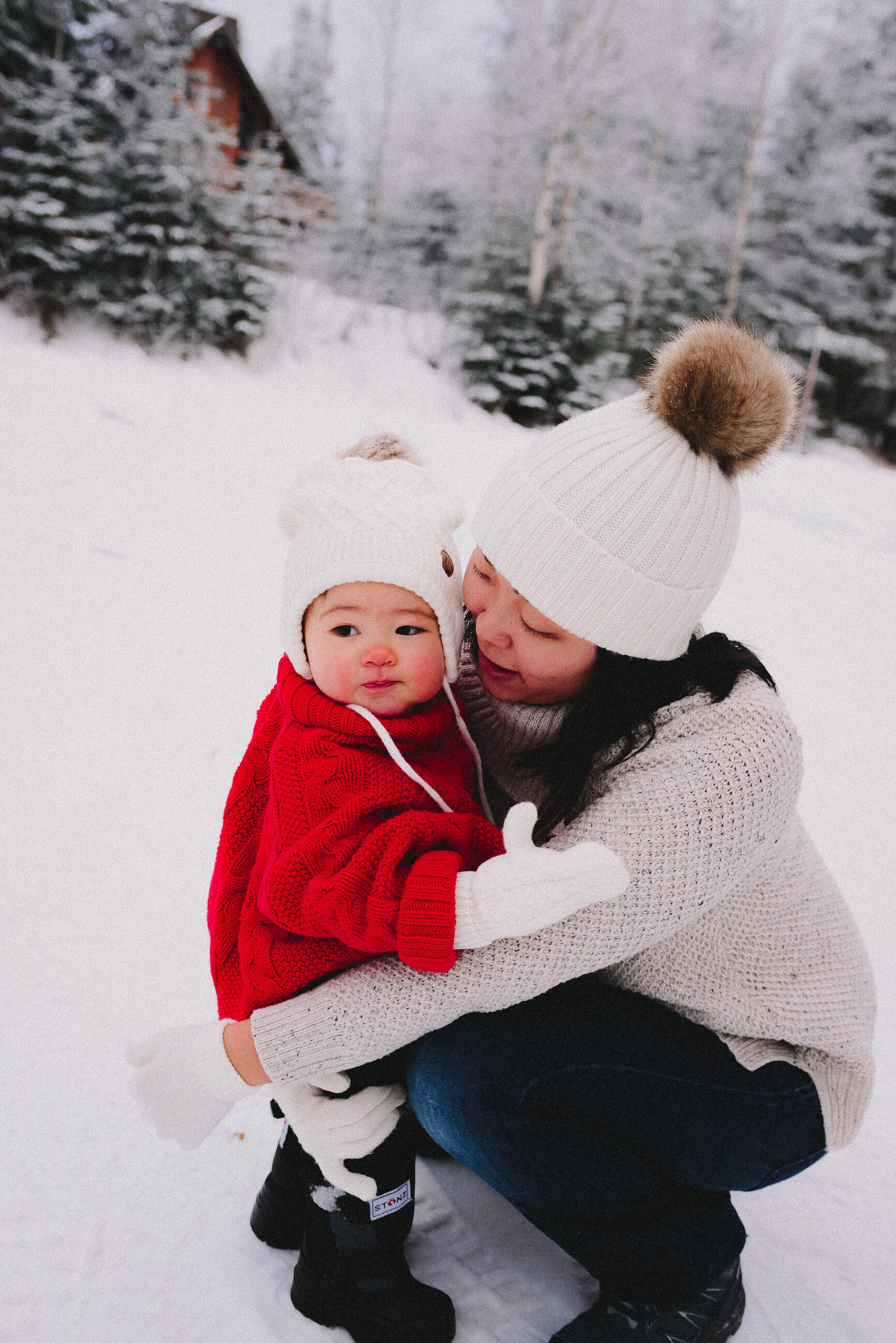 anchorage-in-home-winter-family-session-alaska-photographer-way-up-north-photography (222).jpg