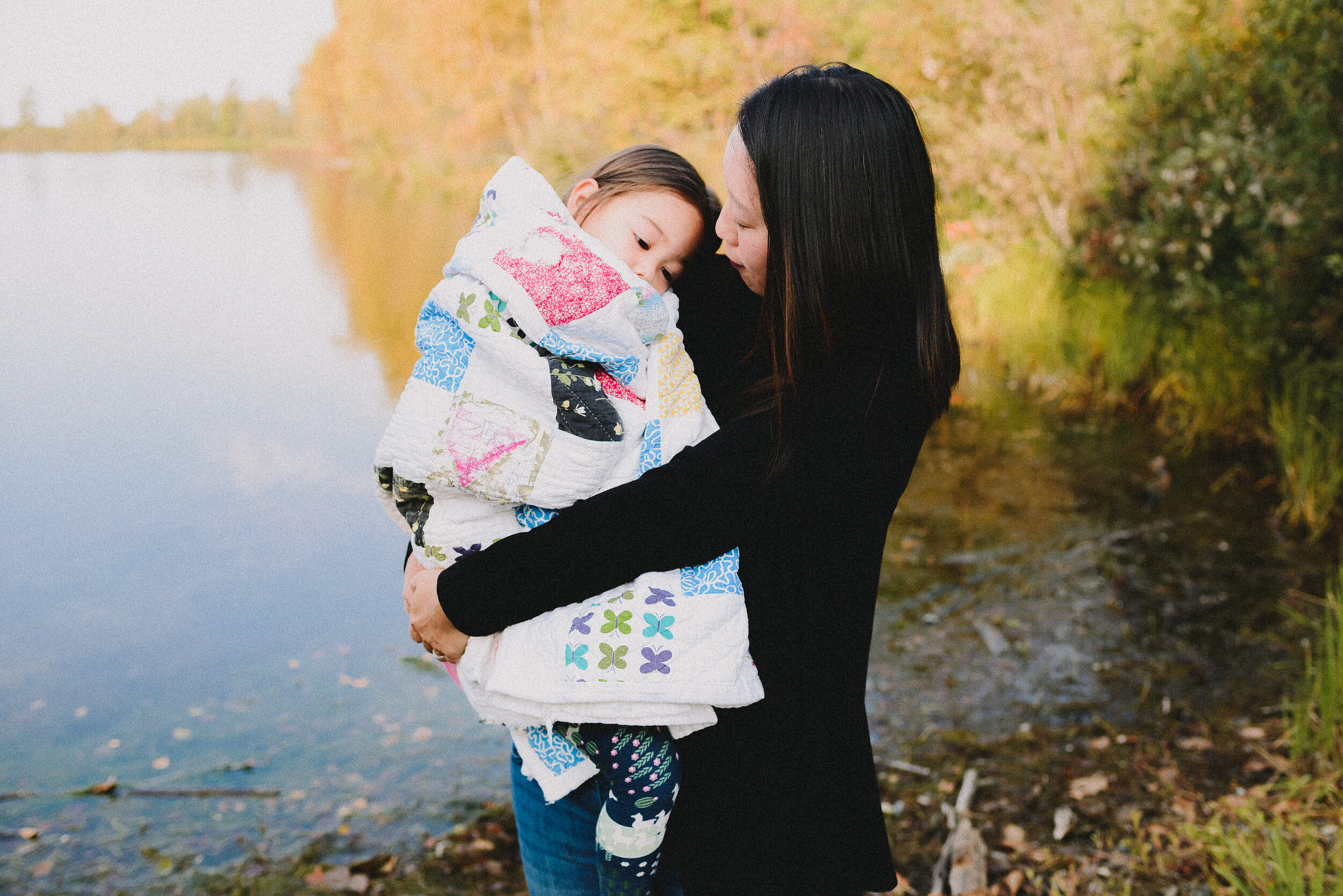 reflections-lake-family-session-alaska-photographer-way-up-north-photography (62).jpg