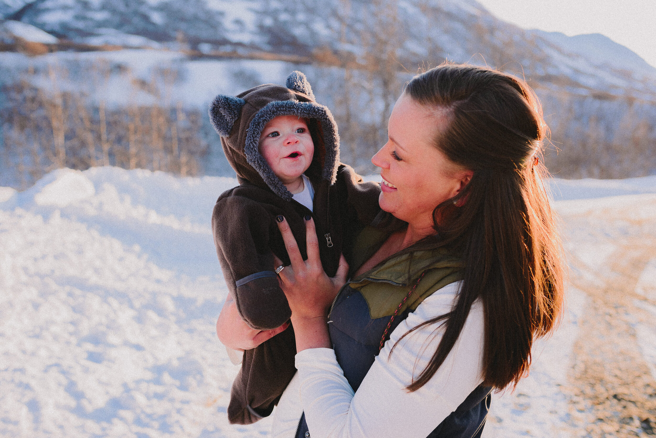 hatcher-pass-snowy-session-alaska-photographer-way-up-north-photography (95).jpg