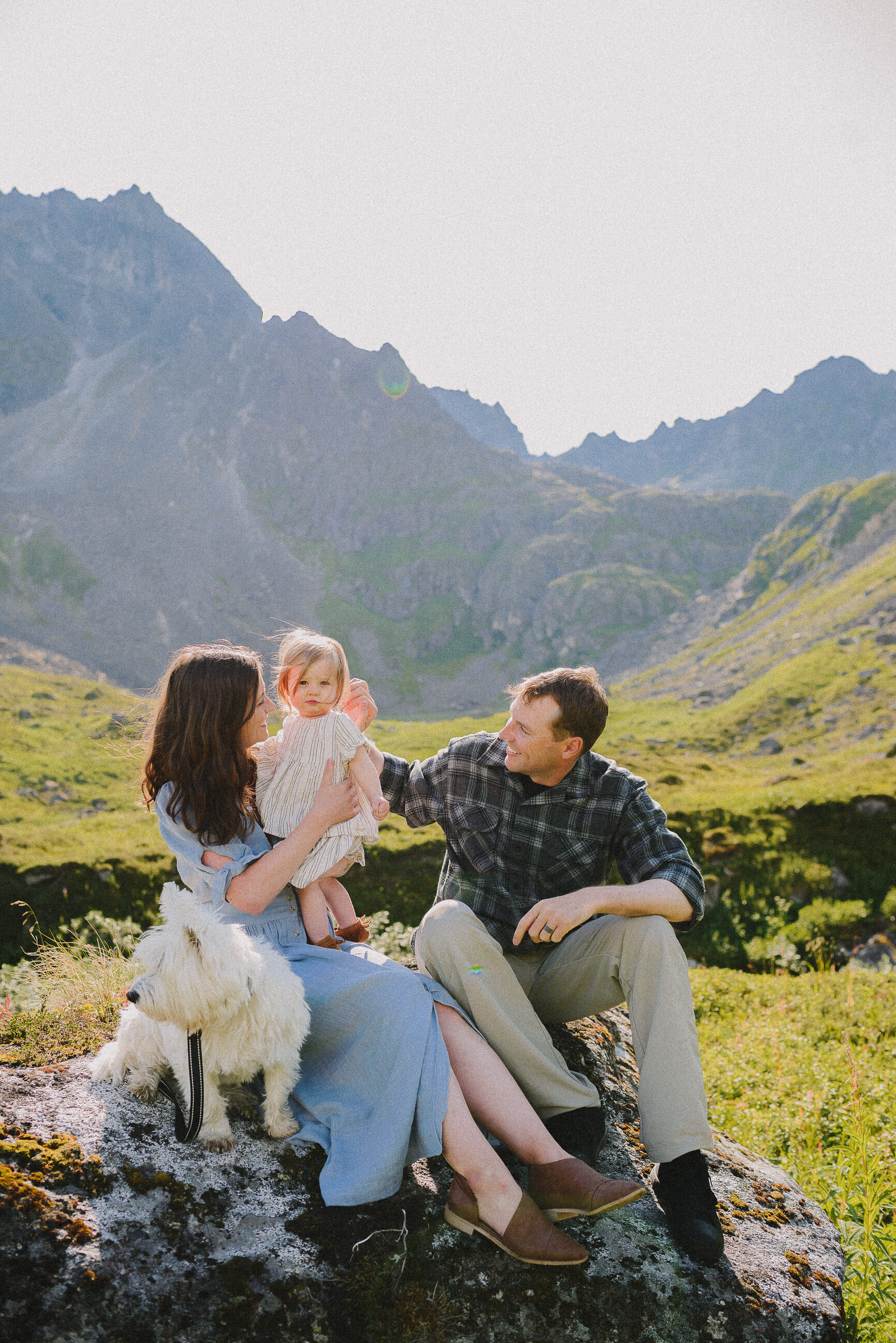 hatcher-pass-adventure-family-session-alaska-photographer-way-up-north-photography (40).jpg