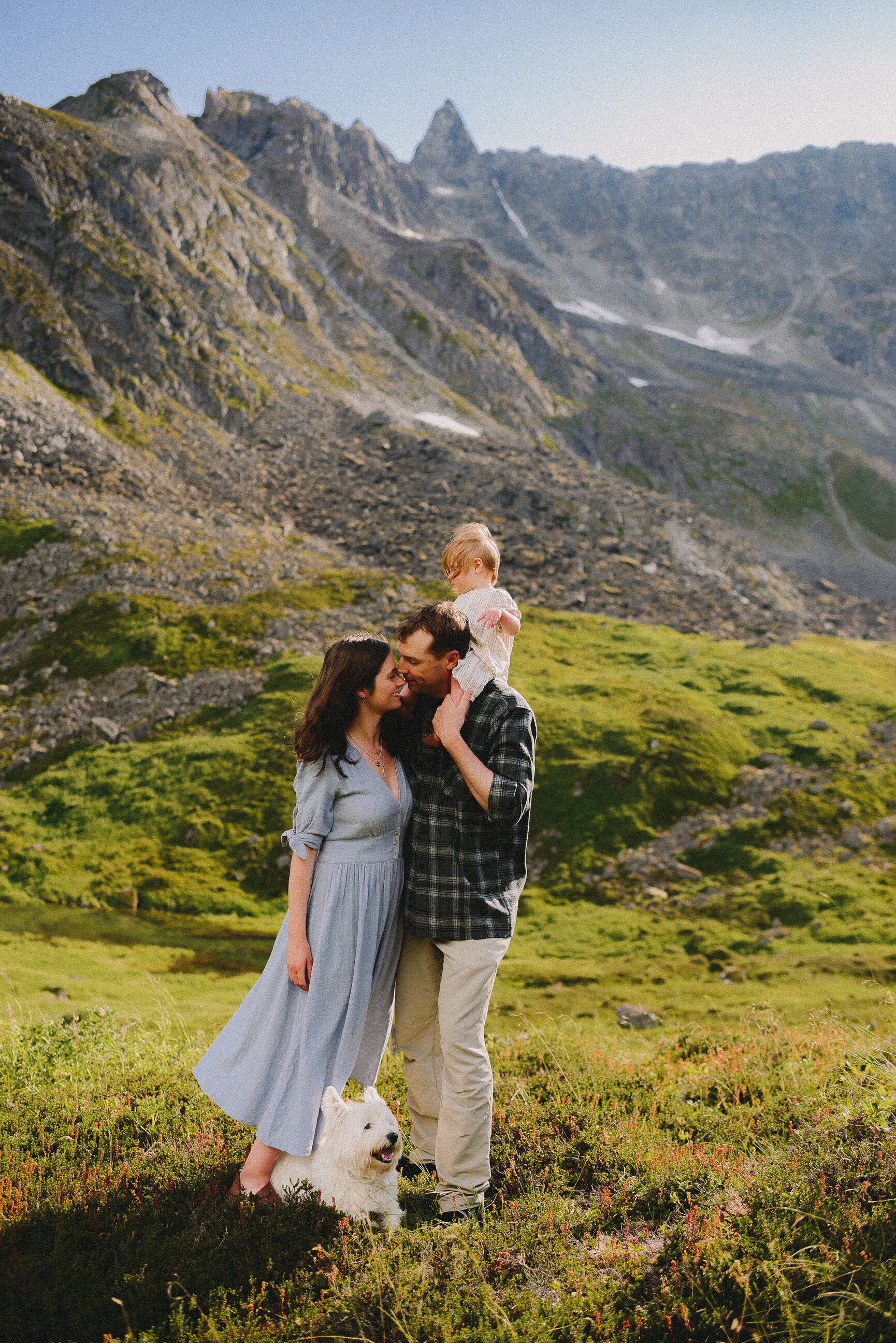 hatcher-pass-adventure-family-session-alaska-photographer-way-up-north-photography (330).jpg