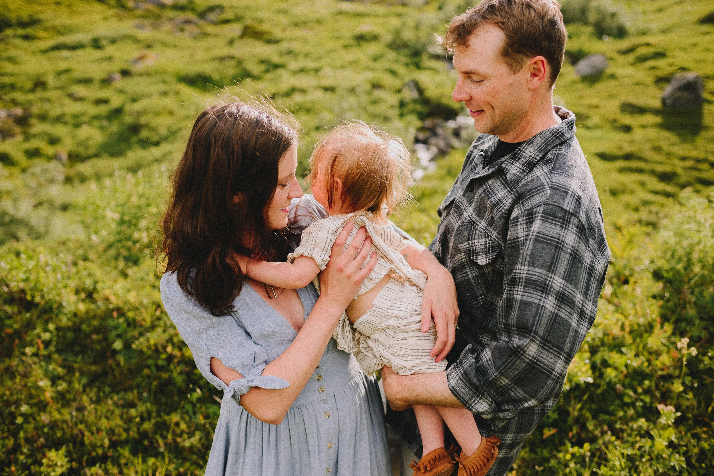 hatcher-pass-adventure-family-session-alaska-photographer-way-up-north-photography (423).jpg