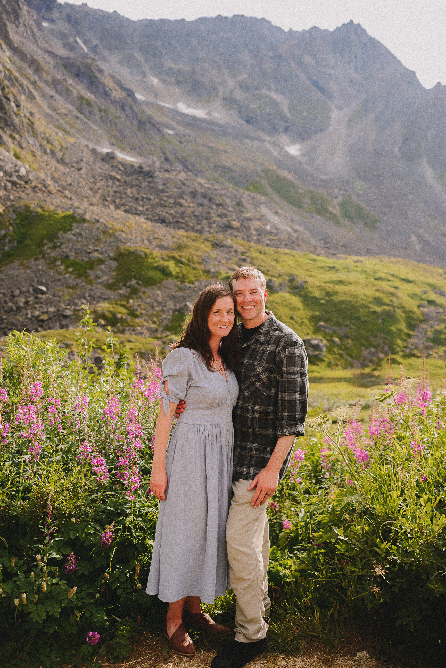 hatcher-pass-adventure-family-session-alaska-photographer-way-up-north-photography (578).jpg