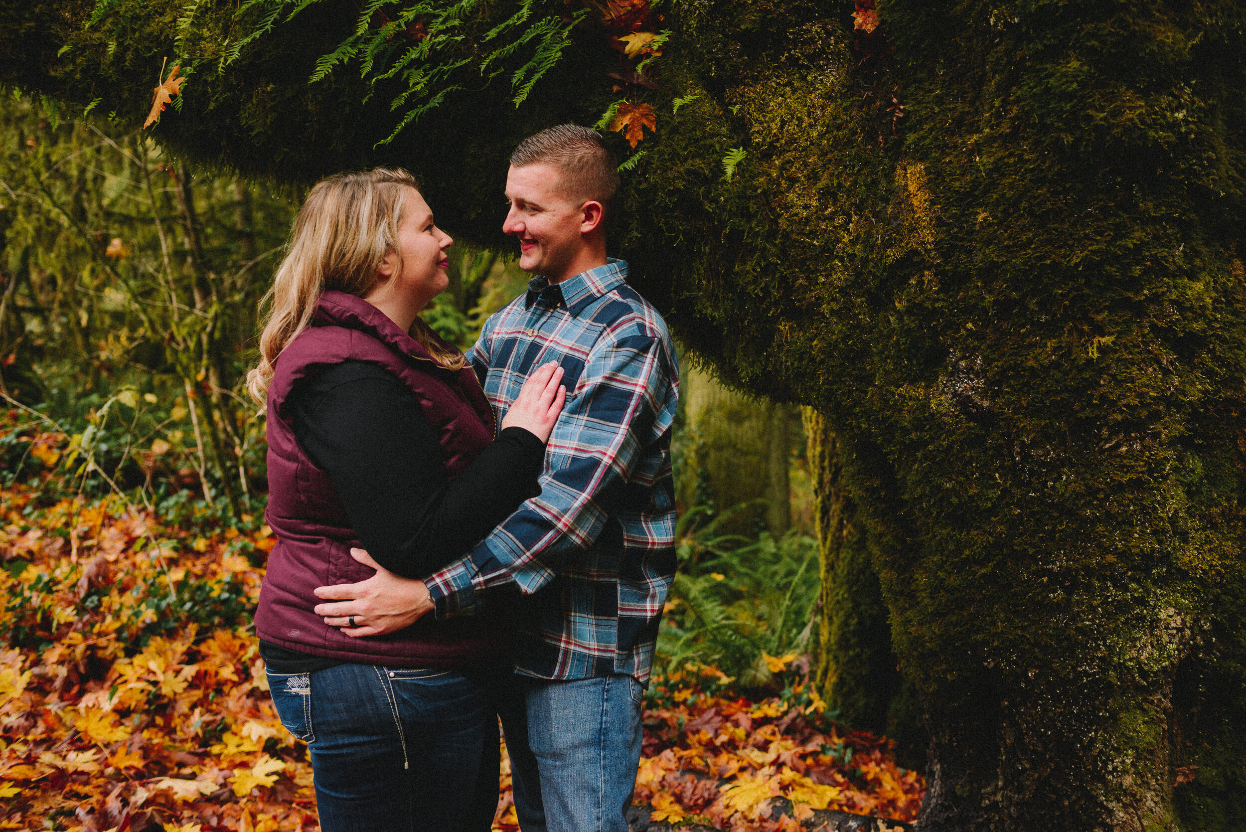 priest-point-park-couples-session-olympia-washington-way-up-north-photography (125).jpg