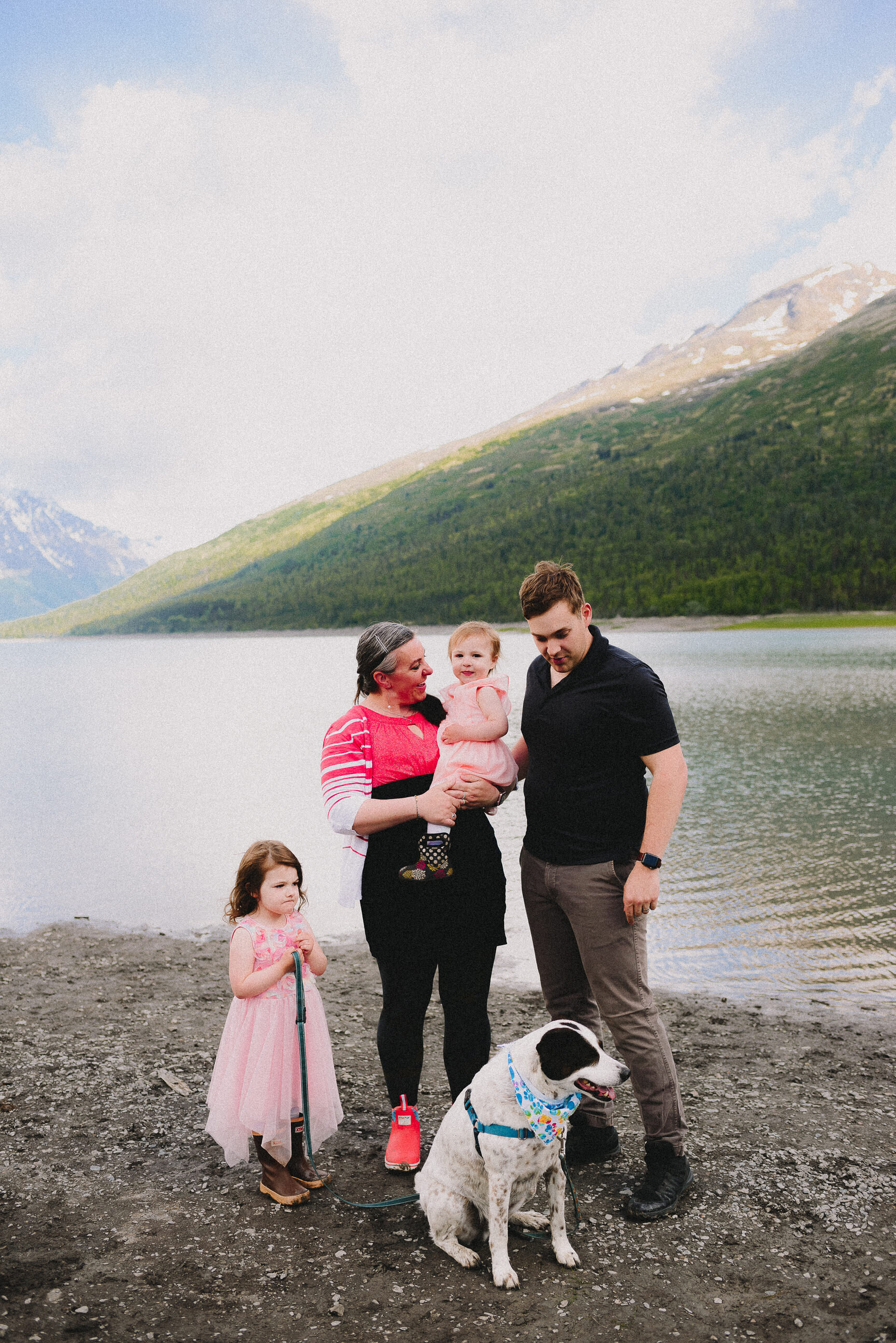 eklutna-lake-summer-family-session-alaska-photographer-way-up-north-photography (7).jpg