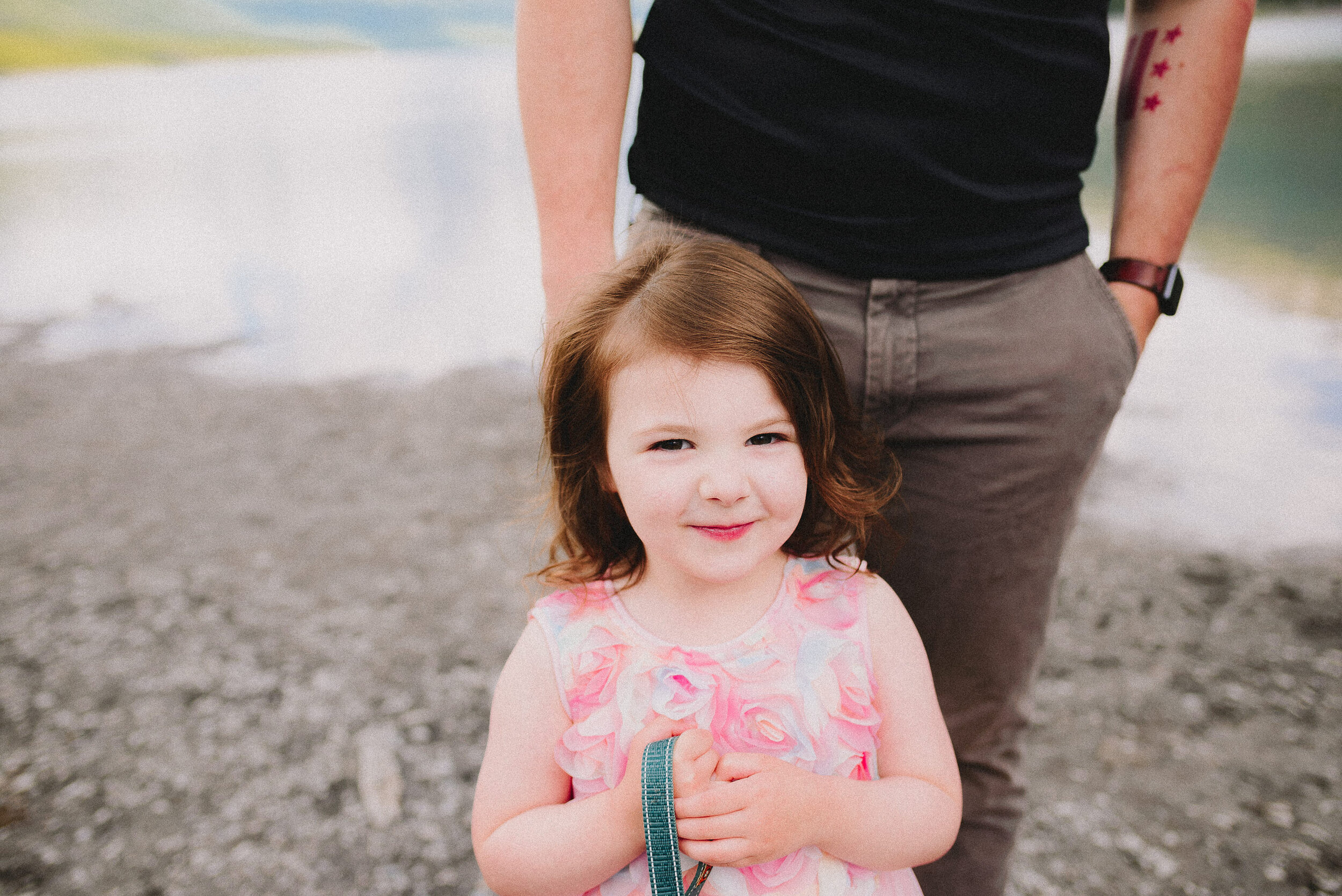 eklutna-lake-summer-family-session-alaska-photographer-way-up-north-photography (34).jpg