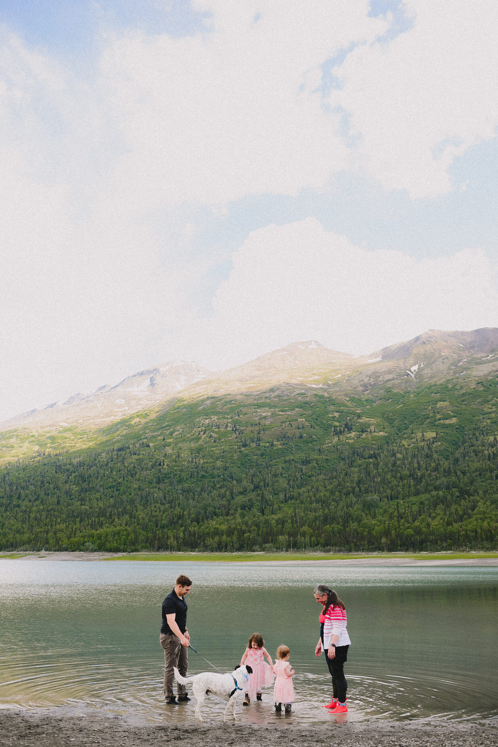 eklutna-lake-summer-family-session-alaska-photographer-way-up-north-photography (99).jpg