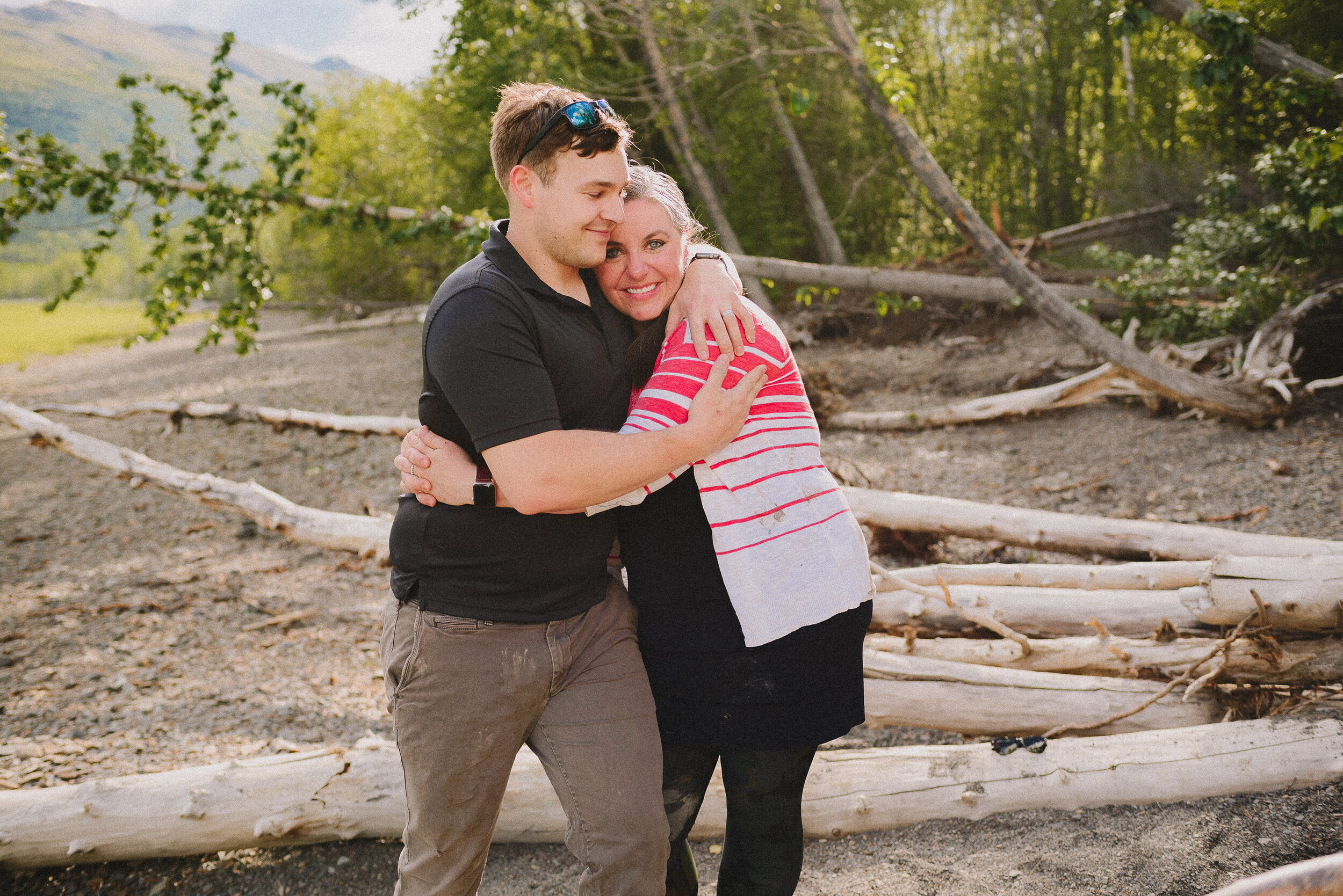 eklutna-lake-summer-family-session-alaska-photographer-way-up-north-photography (350).jpg