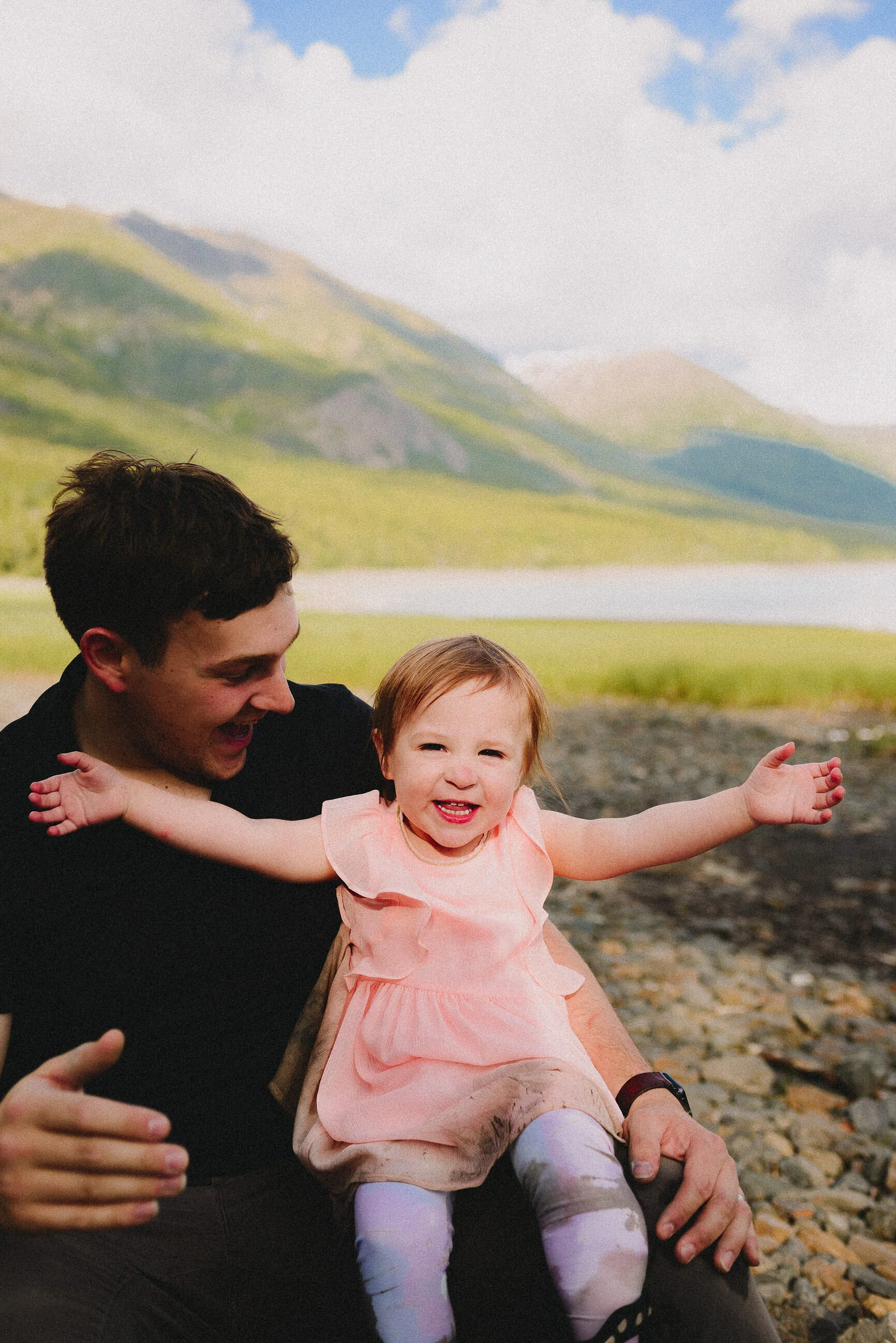 eklutna-lake-summer-family-session-alaska-photographer-way-up-north-photography (455).jpg