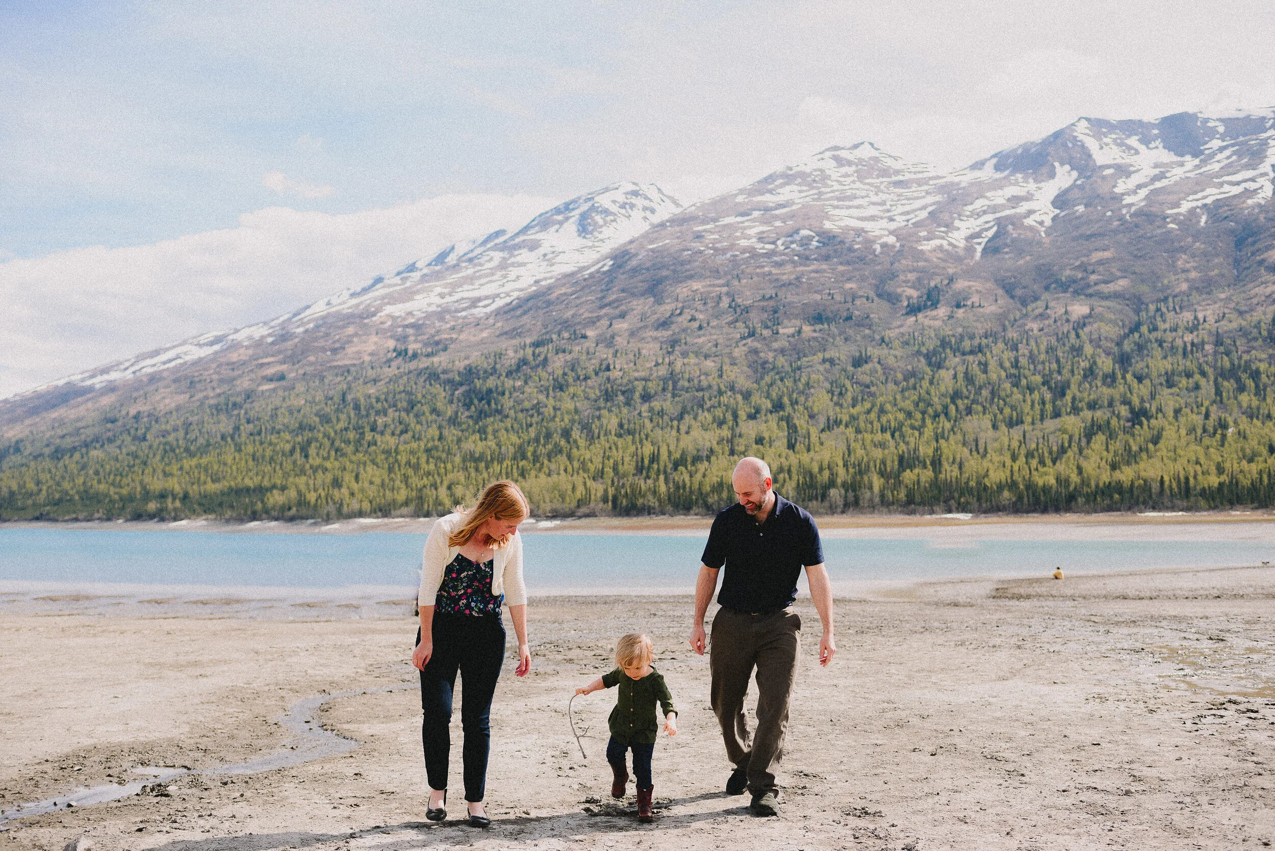 eklutna-lake-spring-family-session-alaska-photographer-way-up-north-photography (111).jpg