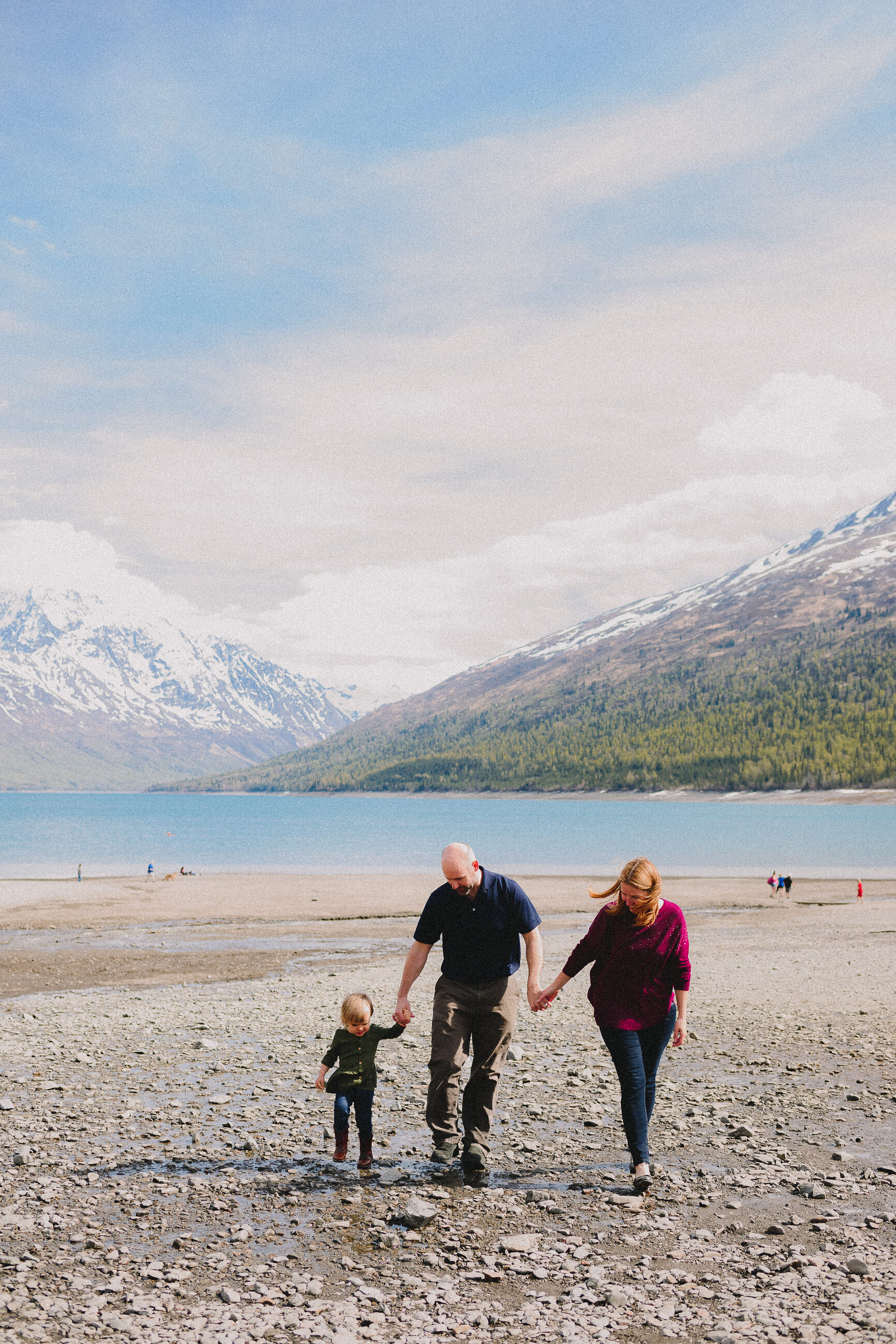 eklutna-lake-spring-family-session-alaska-photographer-way-up-north-photography (157).jpg