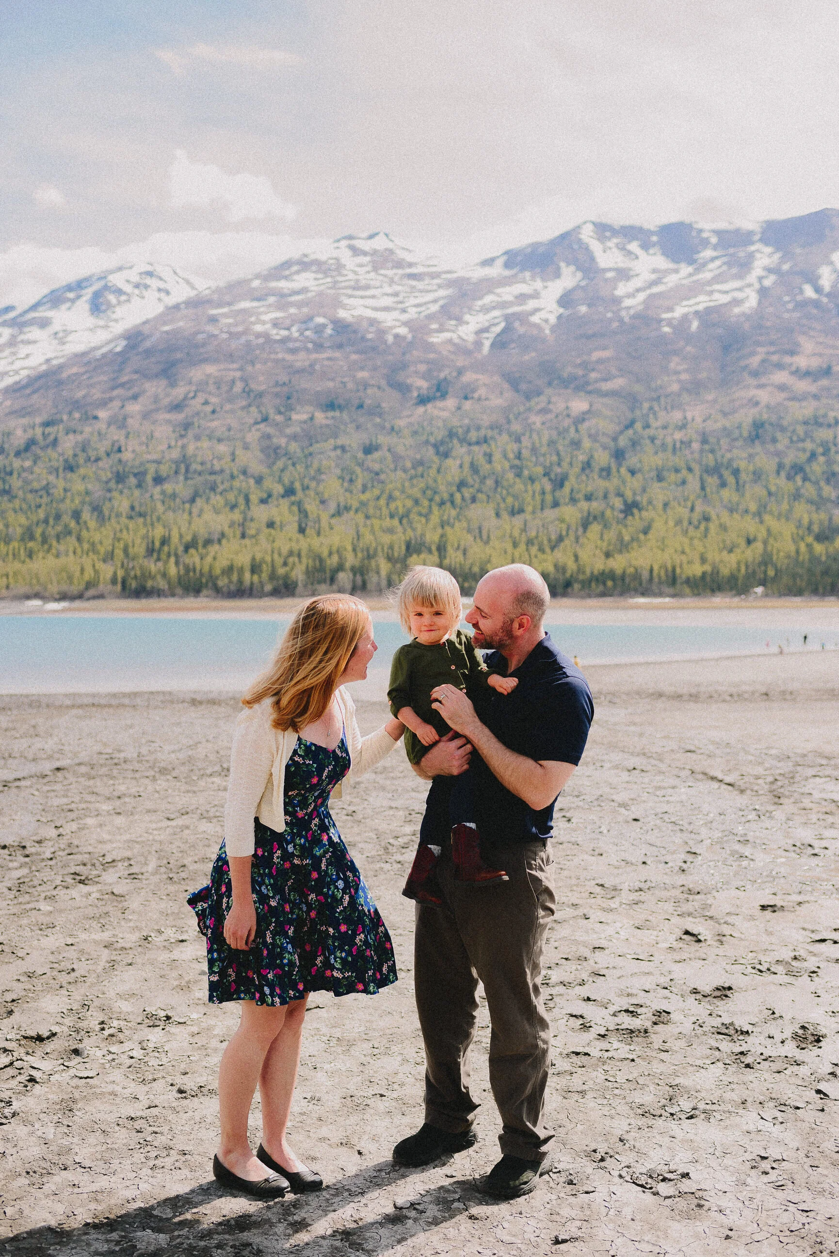 Trim | Eklutna Lake Family Session