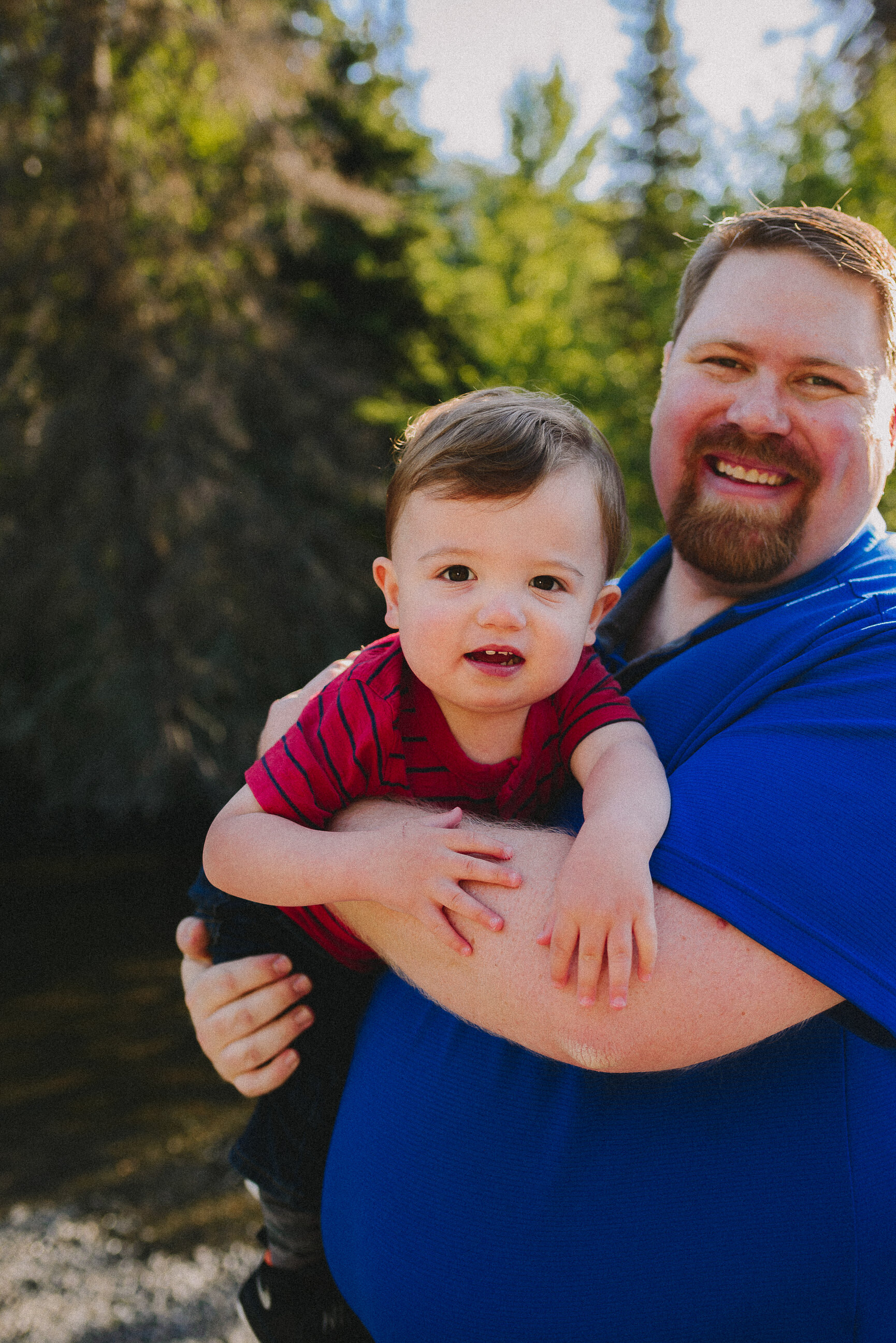 north-fork-eagle-river-family-session-alaska-photographer-way-up-north-photography (72).jpg