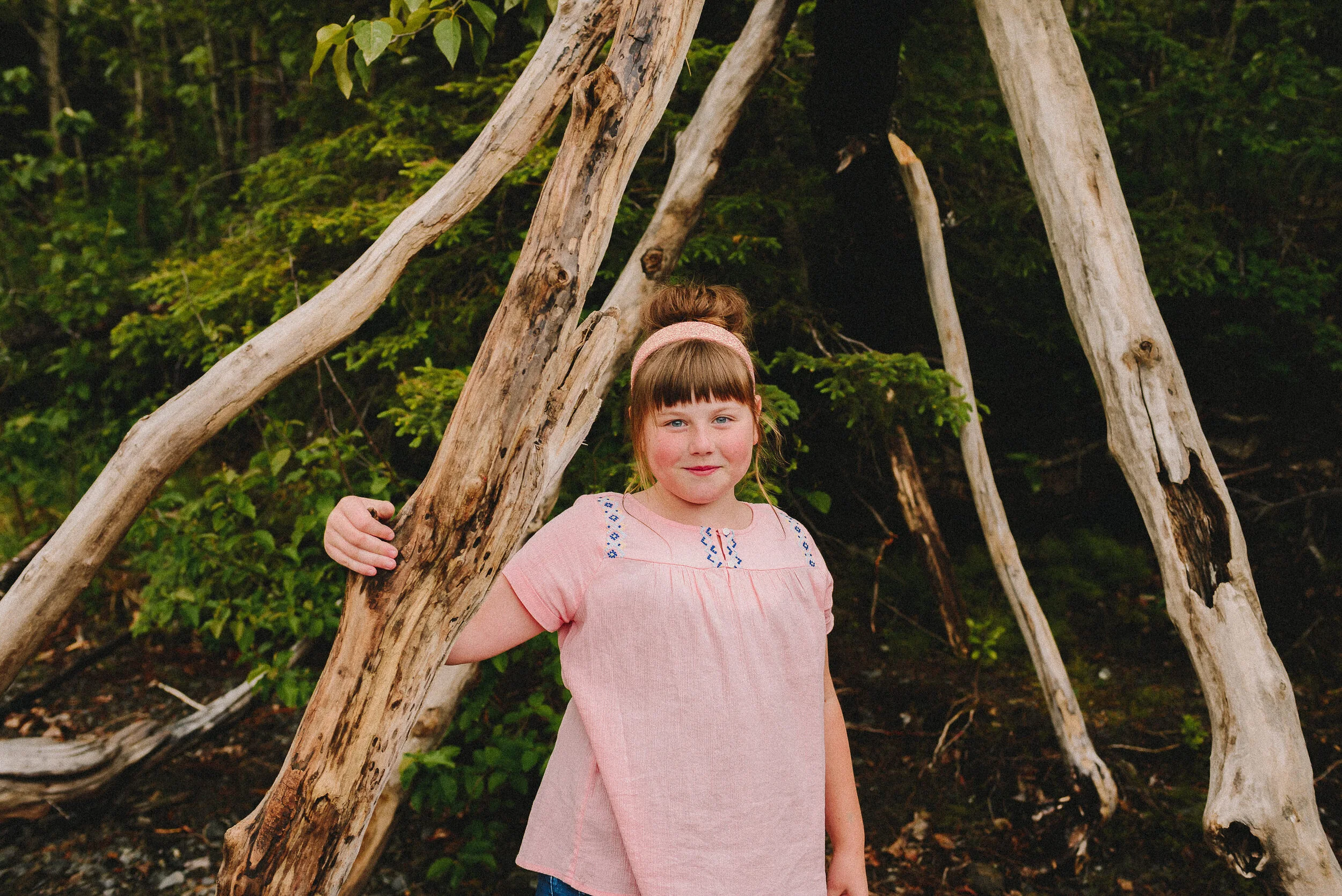 eklutna-lake-extended-family-session-alaska-photographer-way-up-north-photography (235).jpg