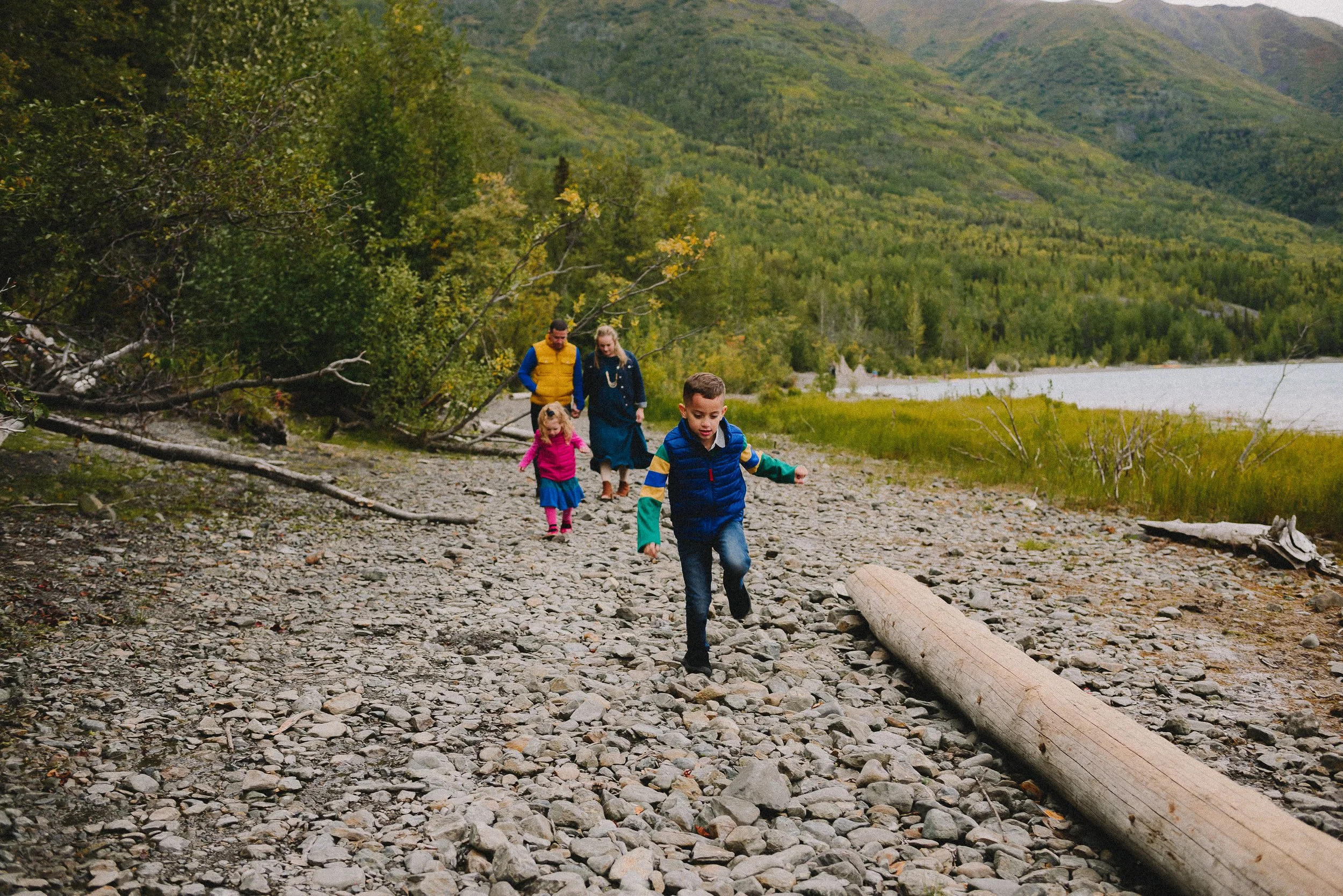 Lopez | Eklutna Lake Family Session