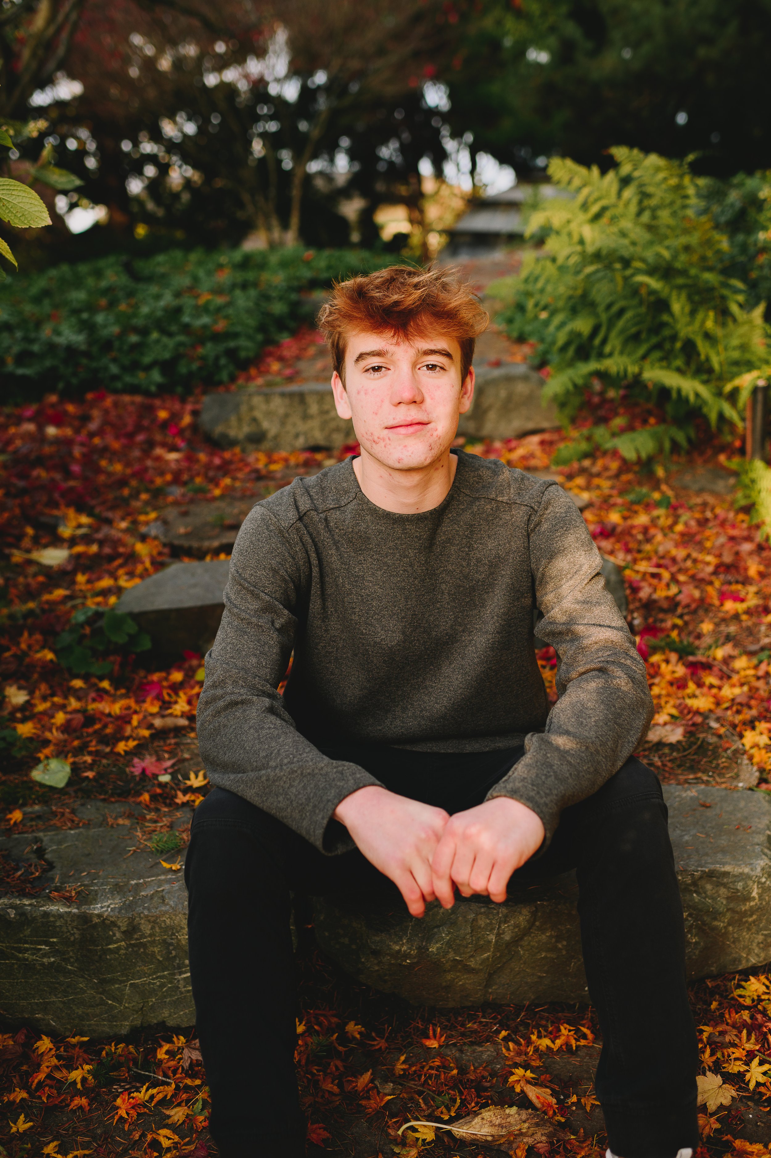 everett-high-school-senior-session-olympia-washington-photographer (232).jpg