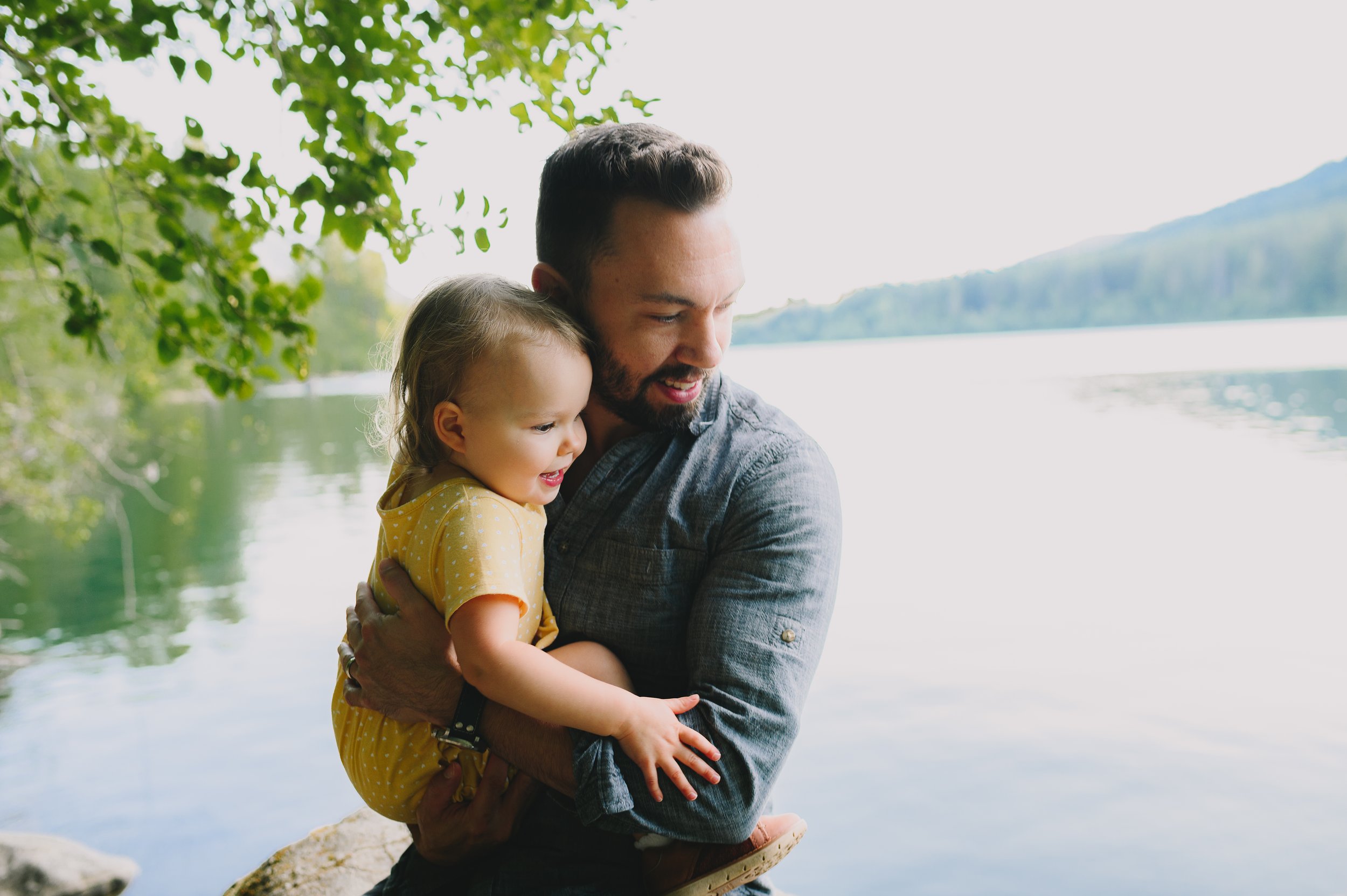 rattlesnake-lake-family-session-seattle-washington-family-photographer (1072).jpg