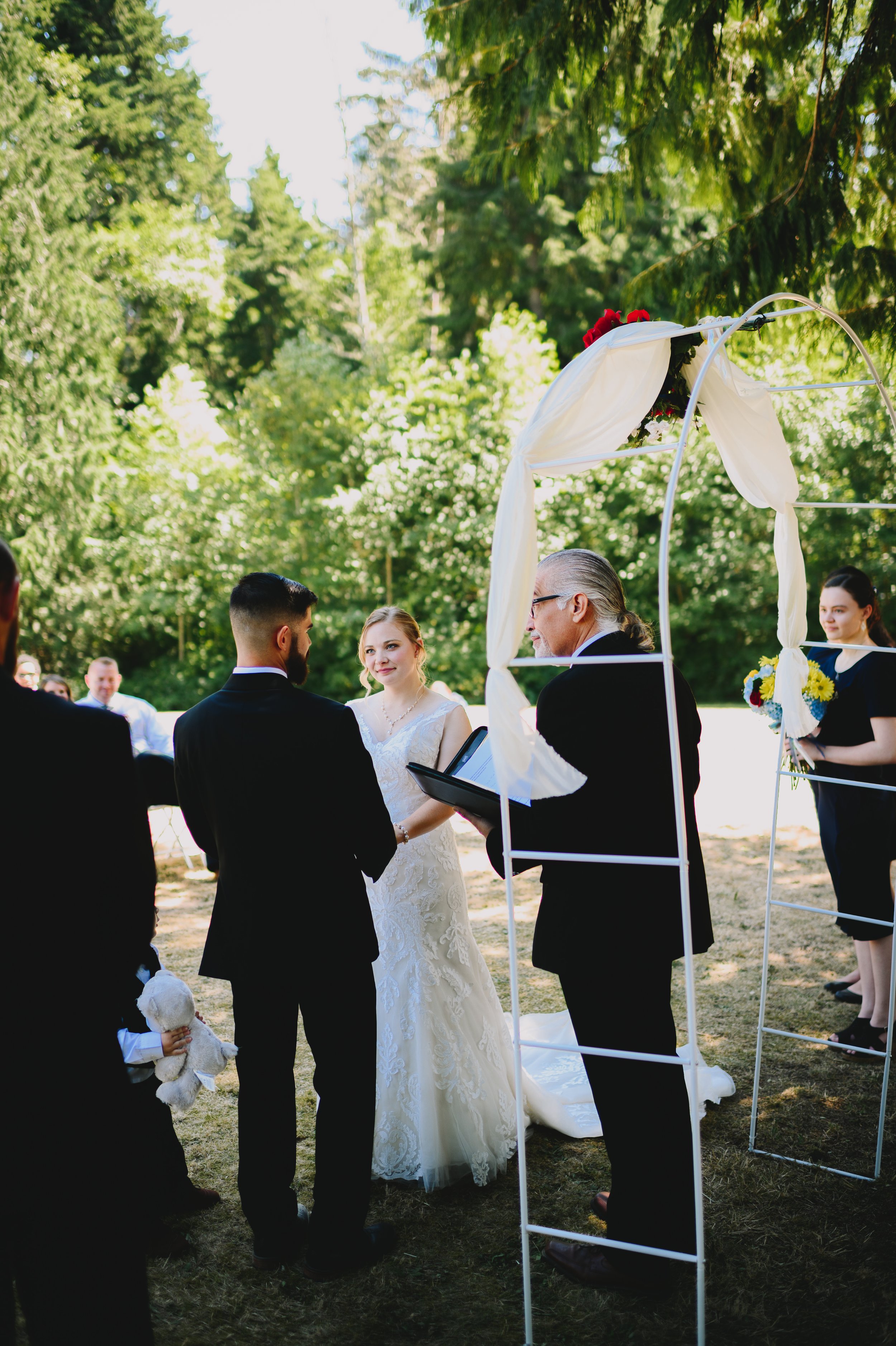 kingston-backyard-wedding-olympia-washington-wedding-photographer (136).jpg