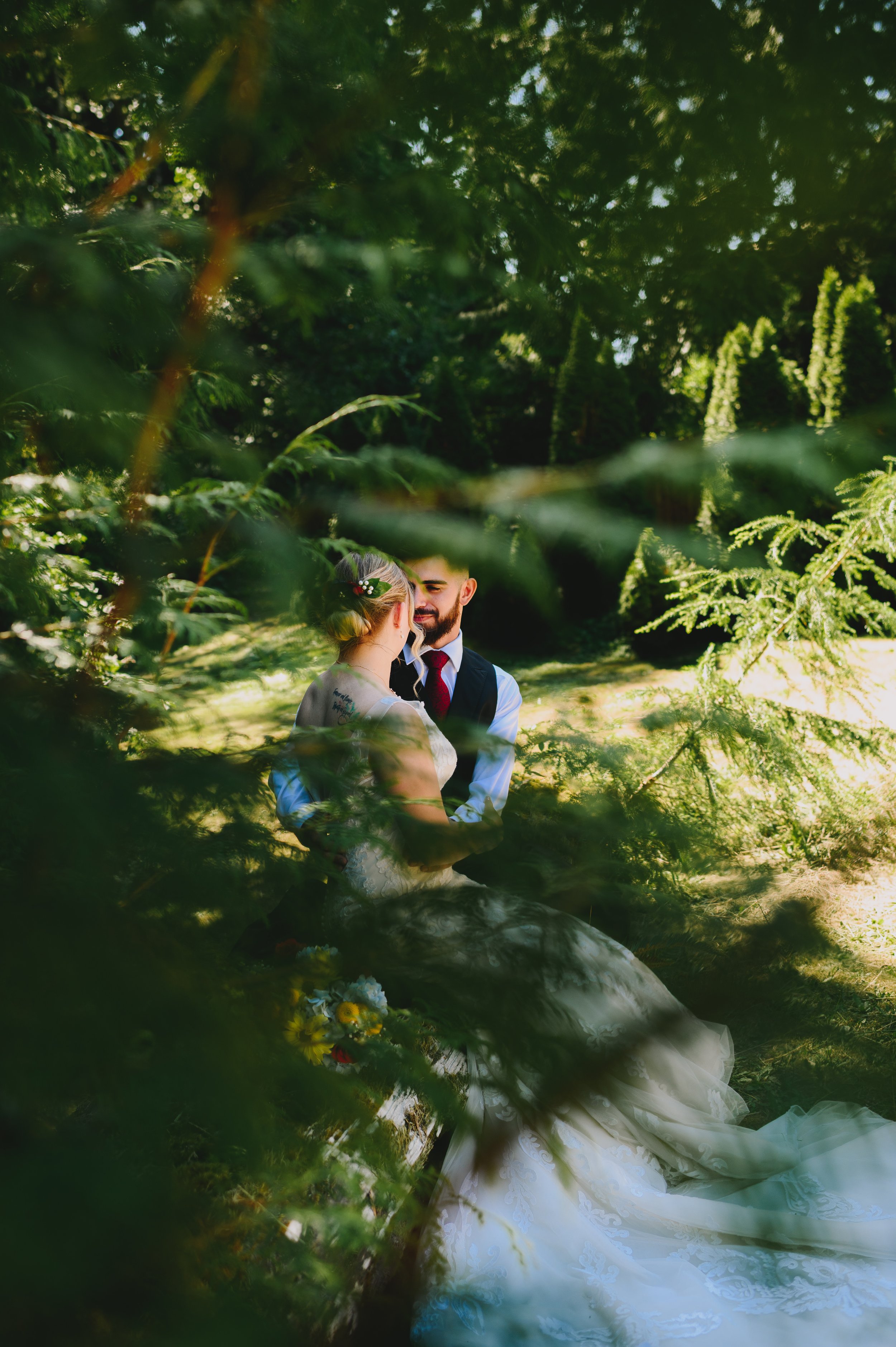 kingston-backyard-wedding-olympia-washington-wedding-photographer (1050).jpg