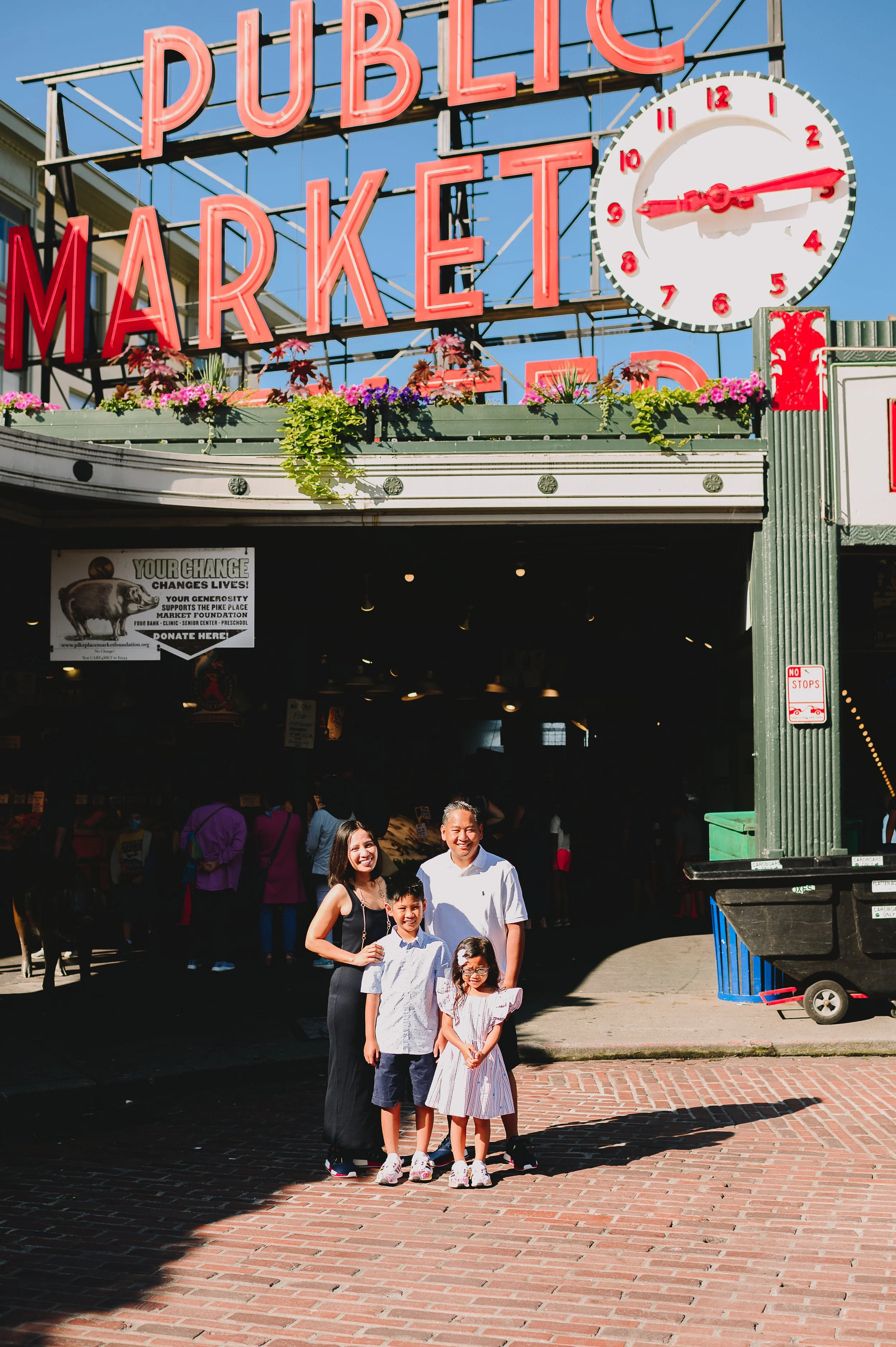 pike-place-market-family-session-seattle-washington-family-photographer (2).jpg