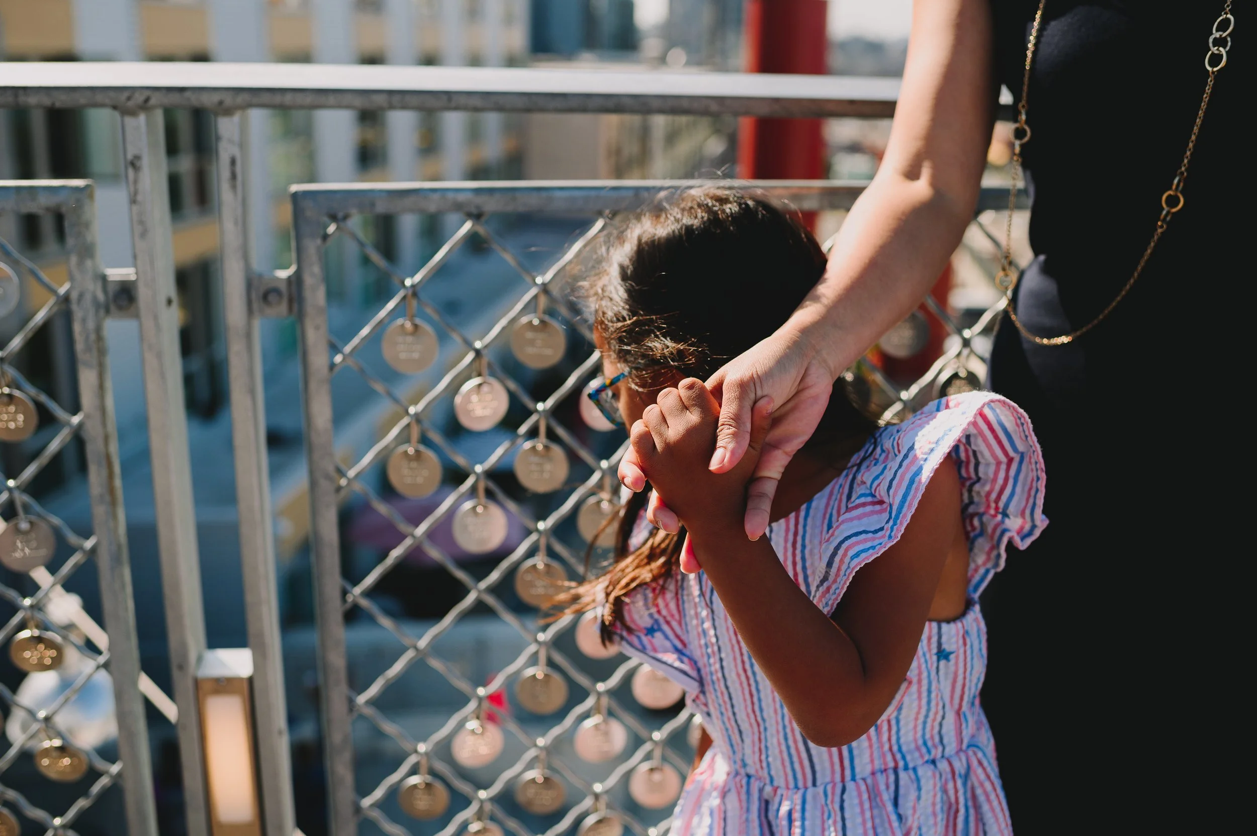 pike-place-market-family-session-seattle-washington-family-photographer (201).jpg