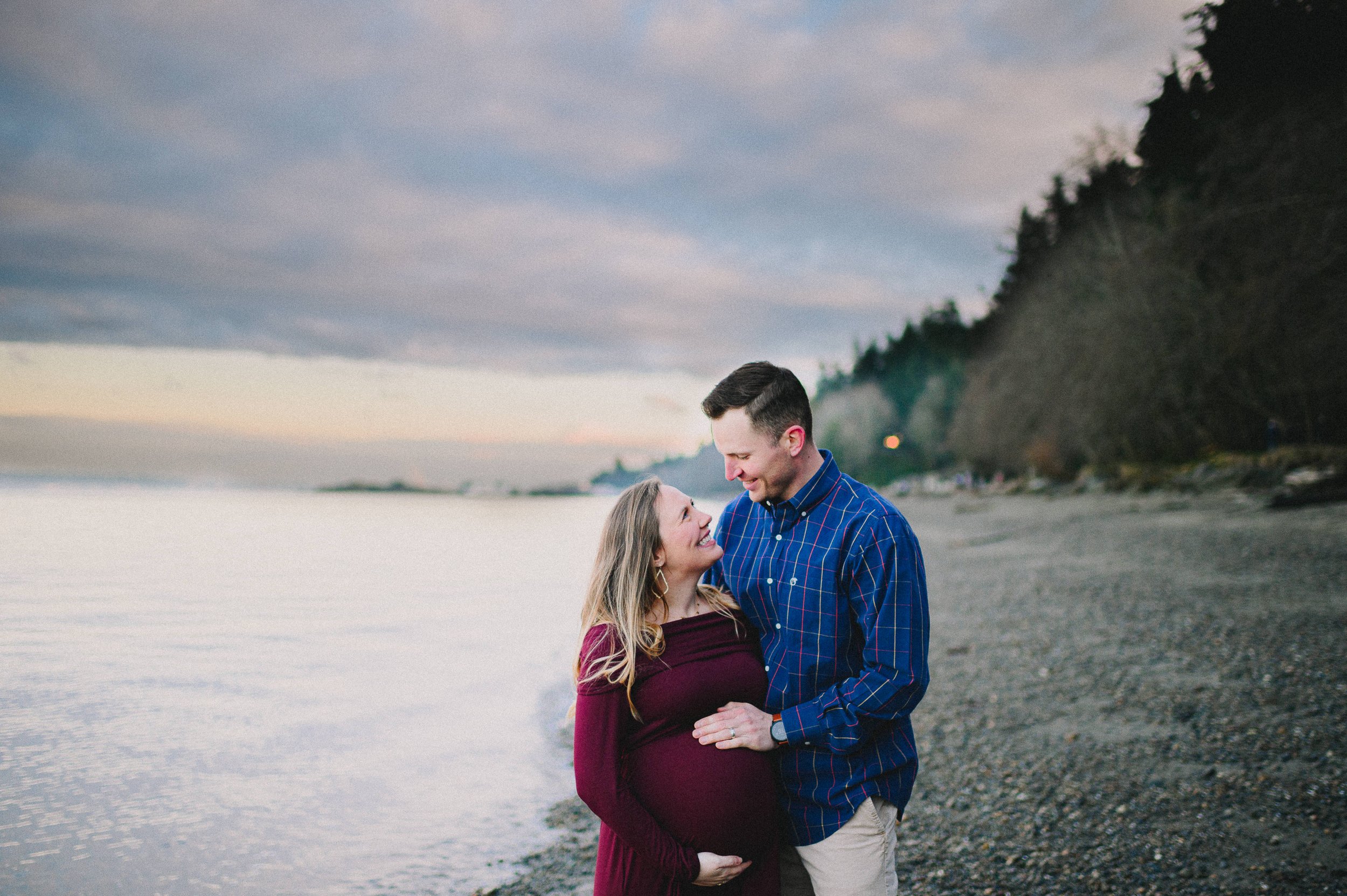 owen-beach-point-defiance-park-maternity-session-tacoma-washington-family-photographer (397).jpg