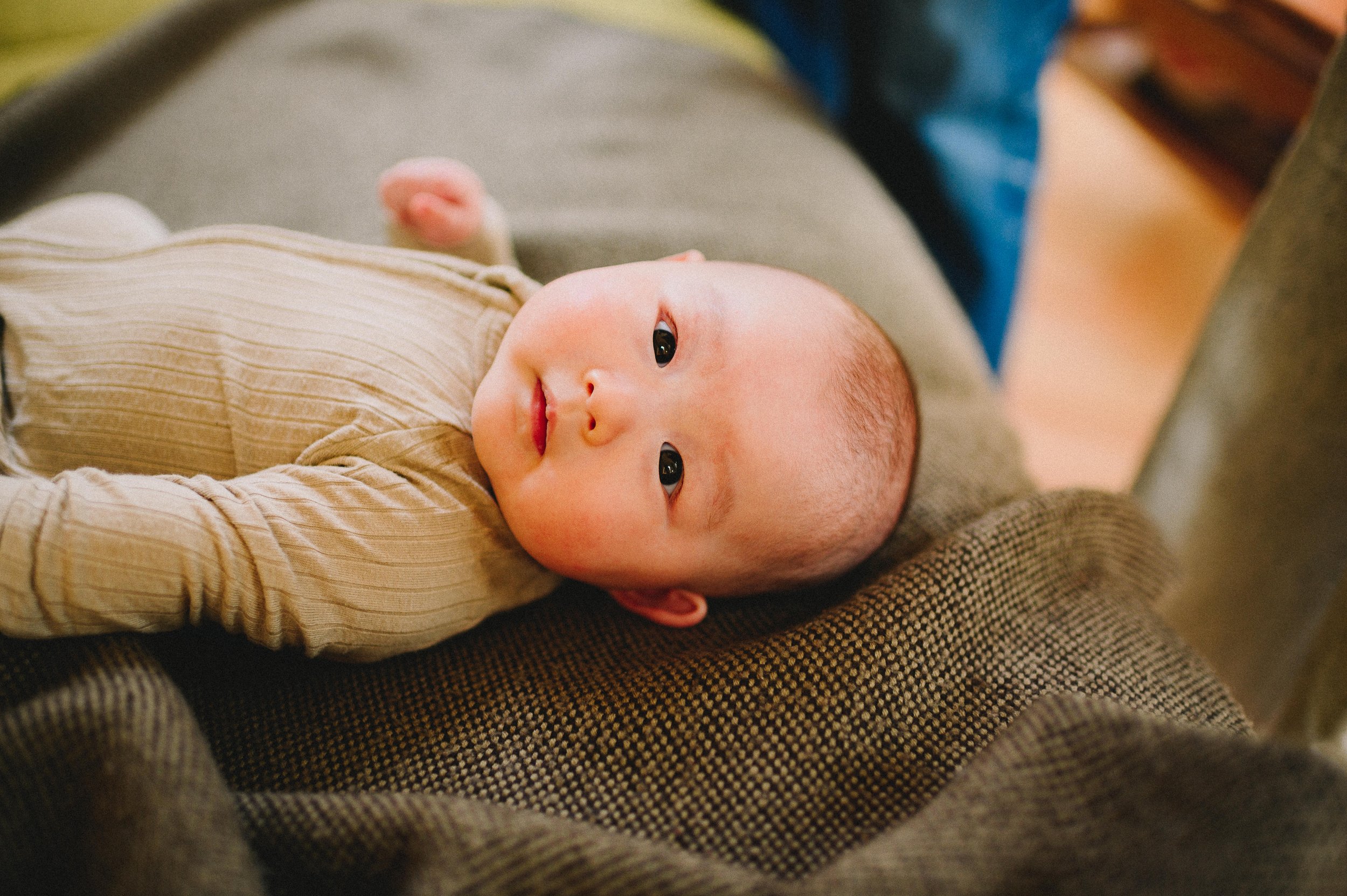 mercer-island-in-home-newborn-family-session-seattle-family-photographer (616).jpg