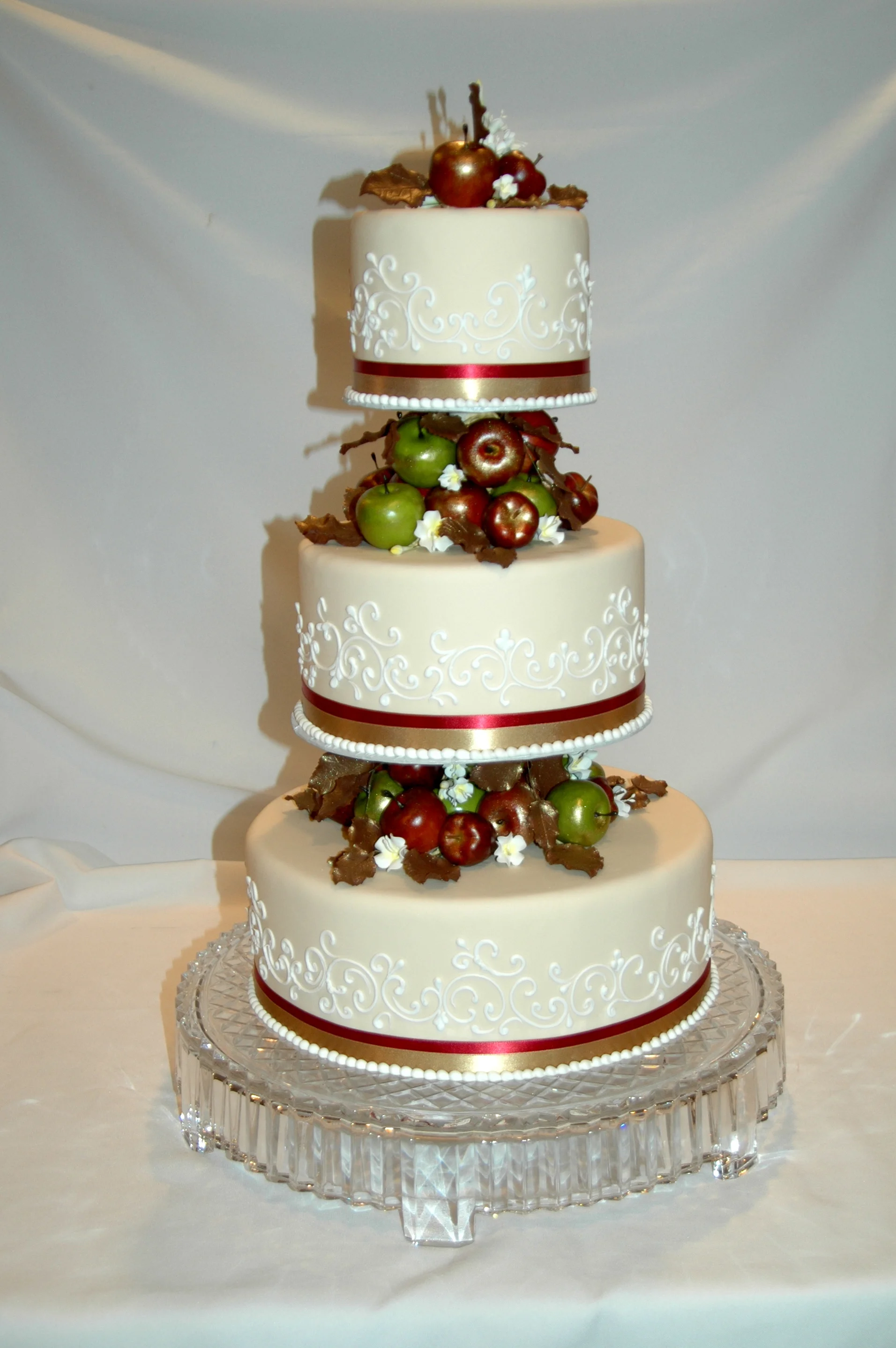 Wedding Cake Bakery in Bellevue & Seattle WA Cakes By Crème de la Crème