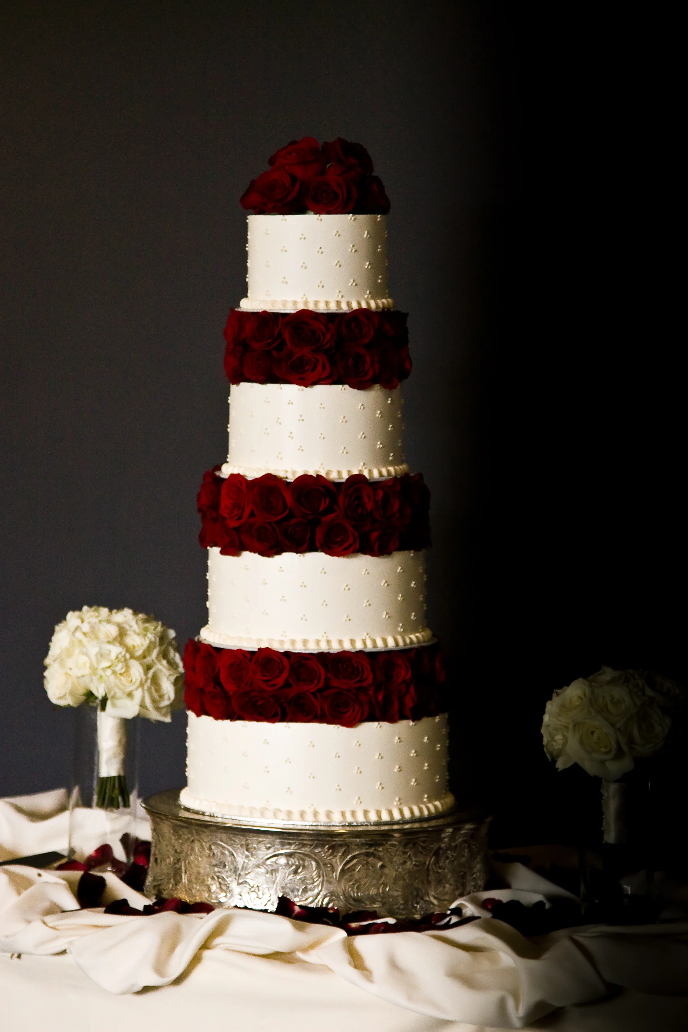 Seattle Wedding Cakes. Cakesbycremedelacreme