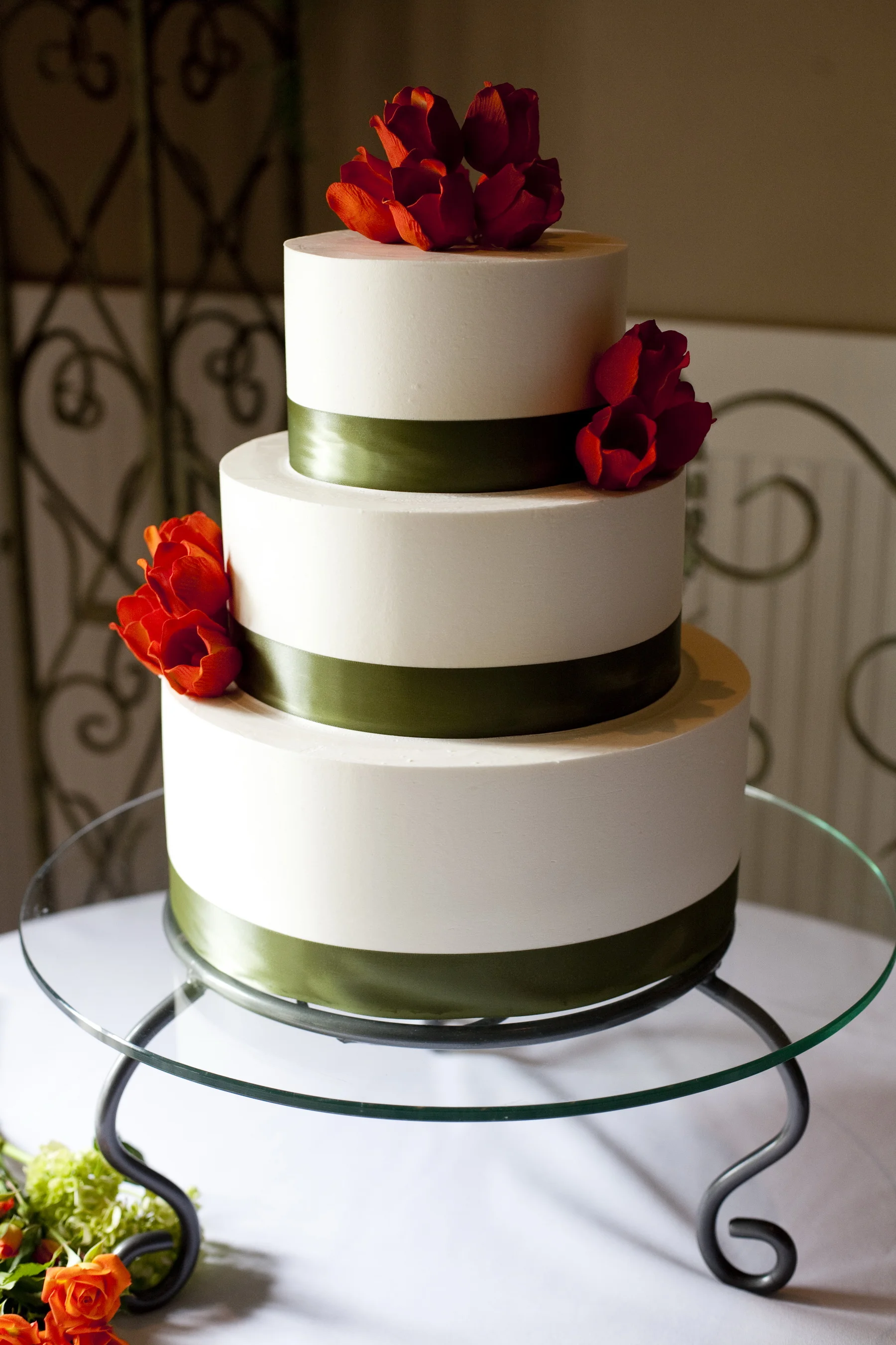 Cakes by Creme de la Creme, Wedding Cakes Seattle