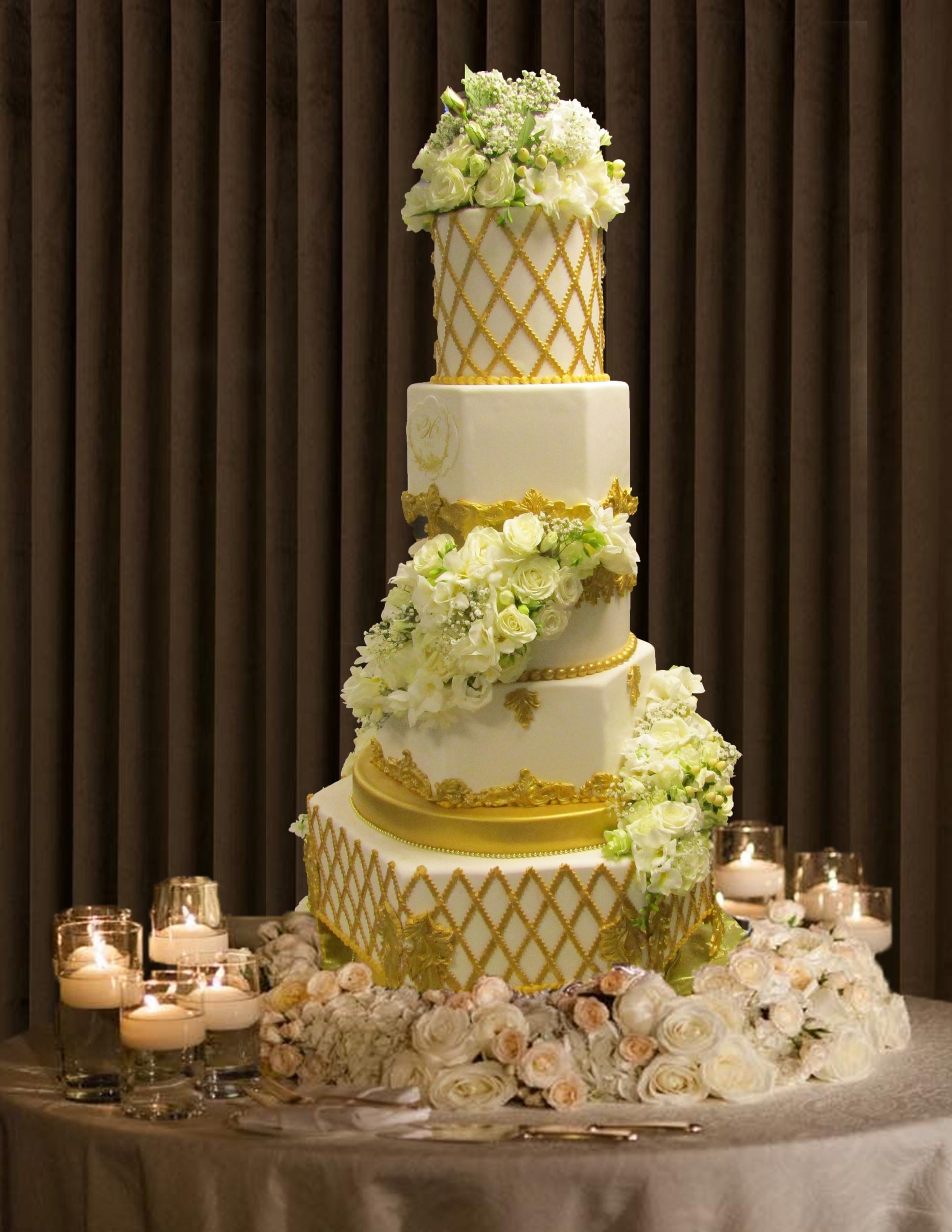 wedding cakes 2021 002.jpg