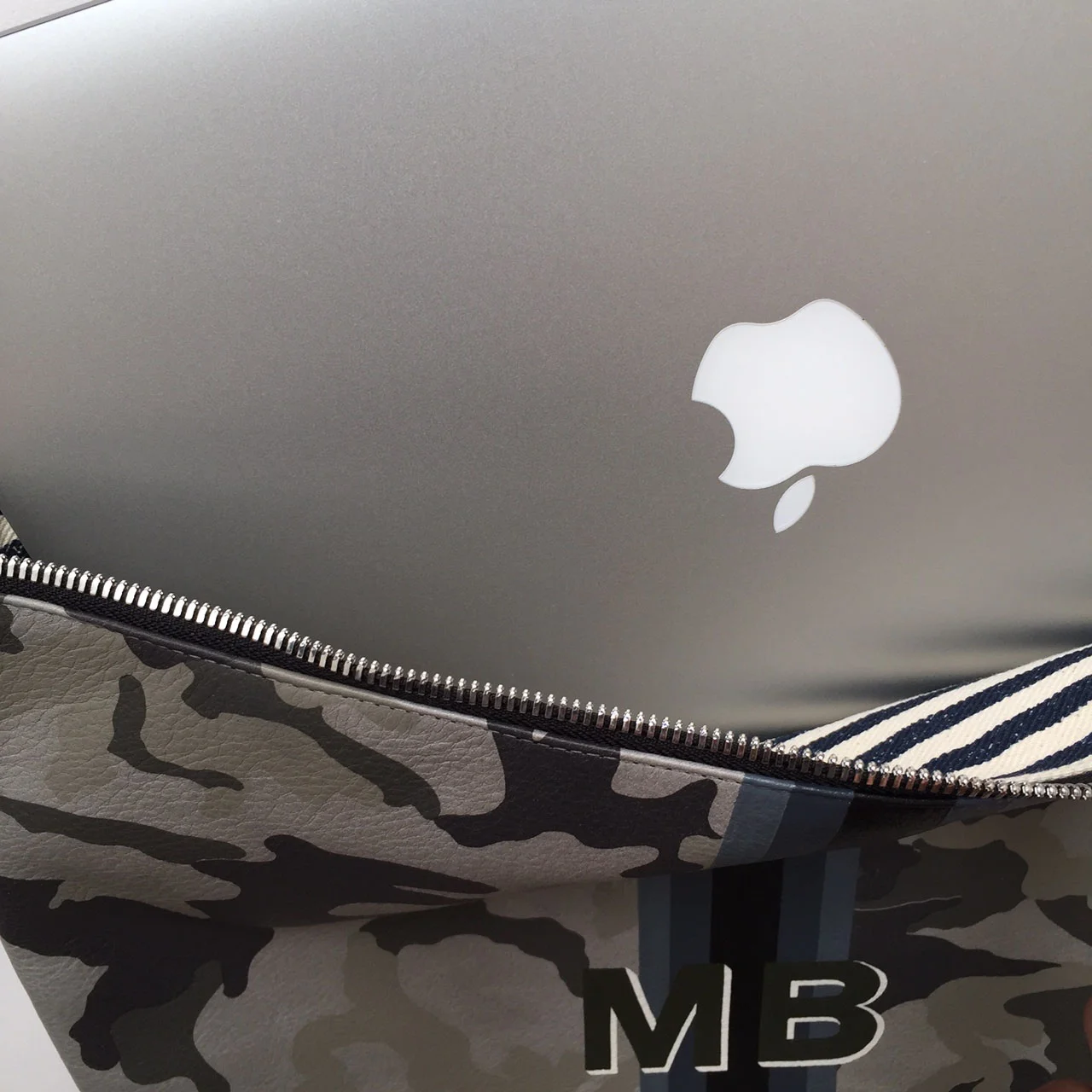 MB 13%22 computer sleeve - interior.jpg