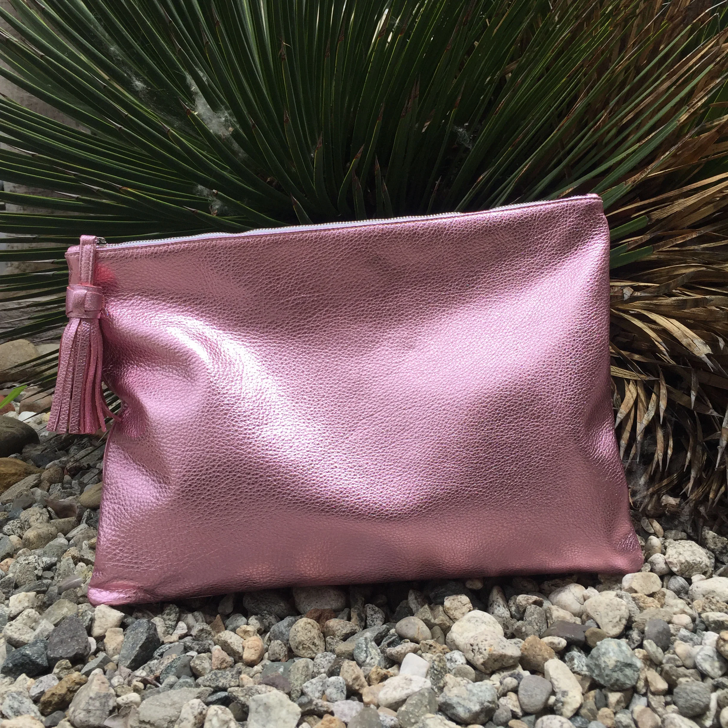XL metallic pink clutch full over stones.jpg