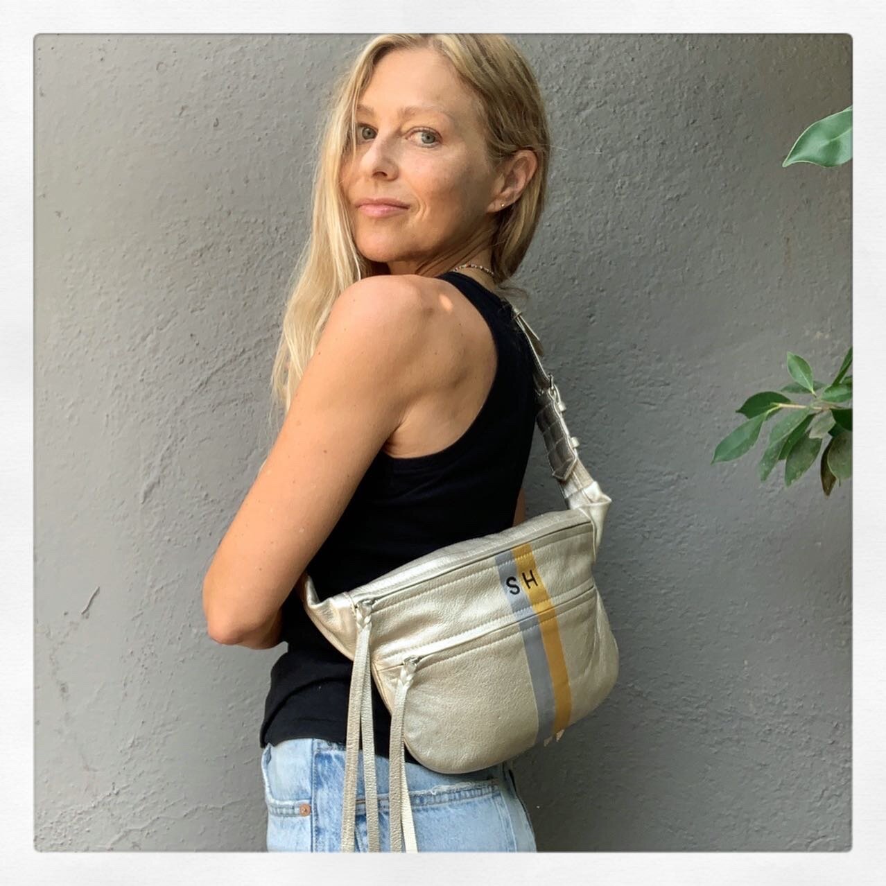 MONKITA FANNYPACK  • No.5