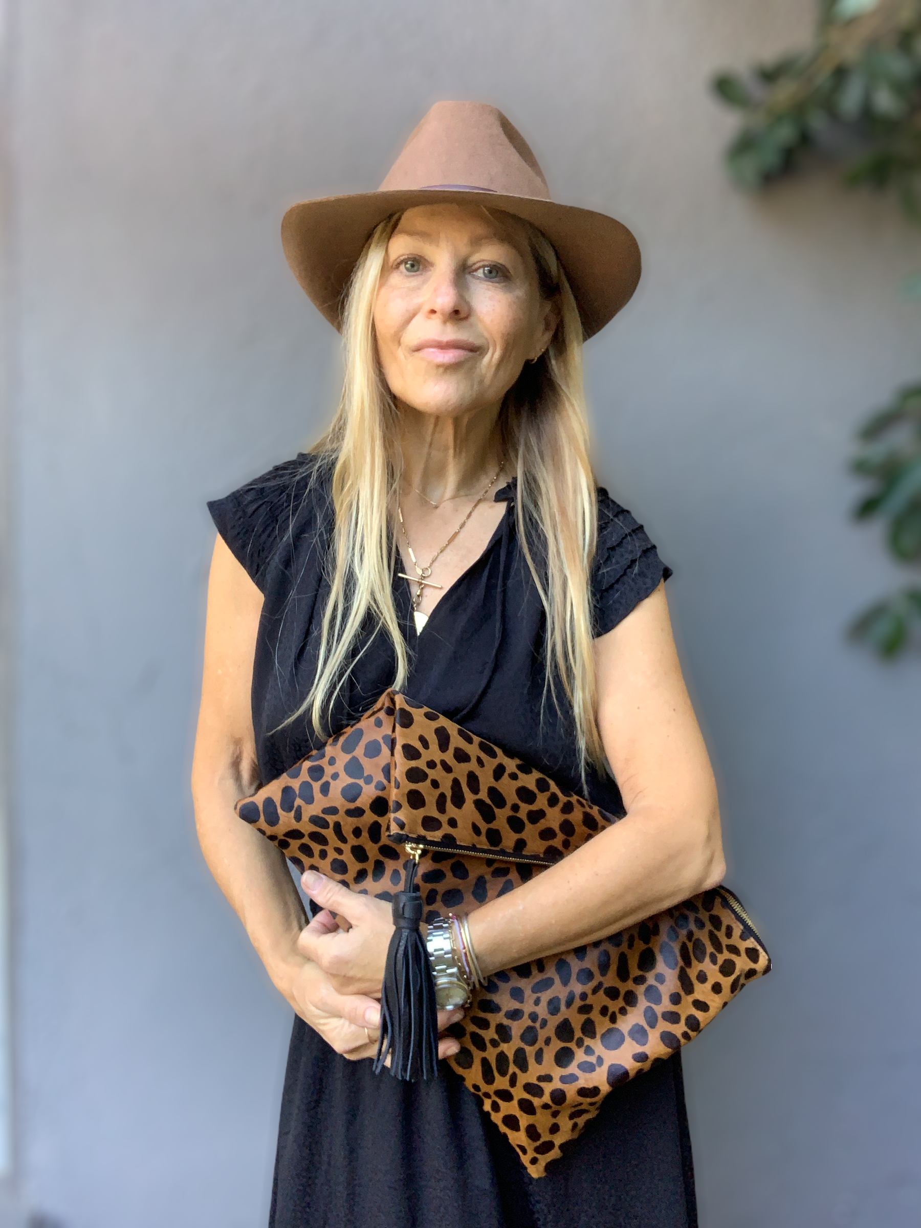 AE1FD9B3-2238-4F21-9B6A-5A12F1EFBB71