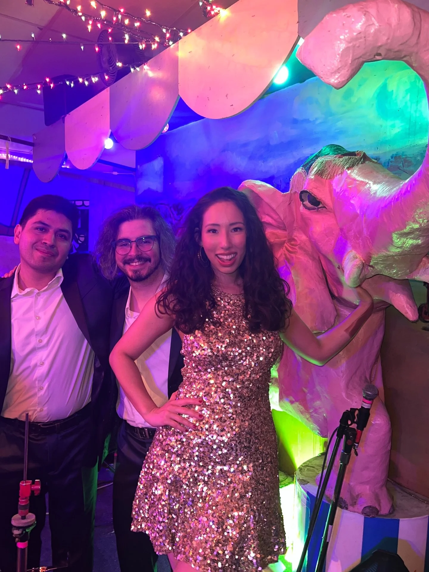 welcome to the cinema hearts circus 🎪 thank you to everyone near &amp; far who supported us at @sxsw! we played 4 shows in 3 days 🤹🏻&zwj;♀️ we love visiting Austin and will see you again soon!