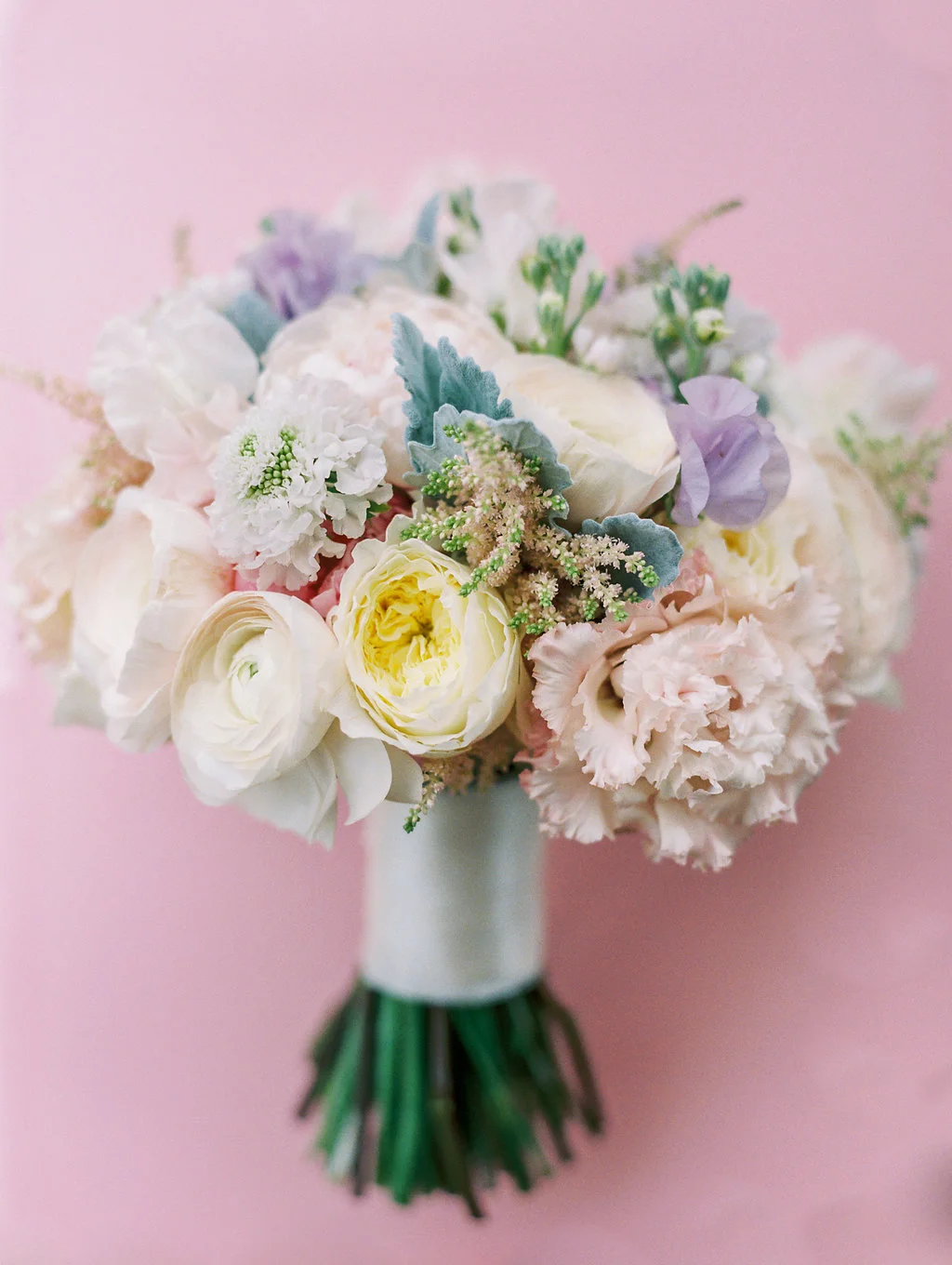 hawaii-bridal-dreamy-colorful-bouquet.jpg