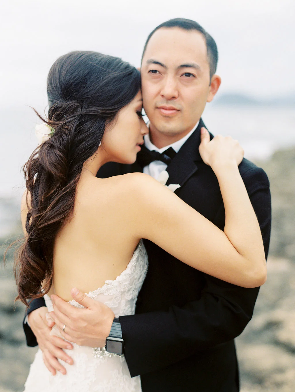 four-seasons-oahu-secret-beach-sunset-wedding-2.jpeg