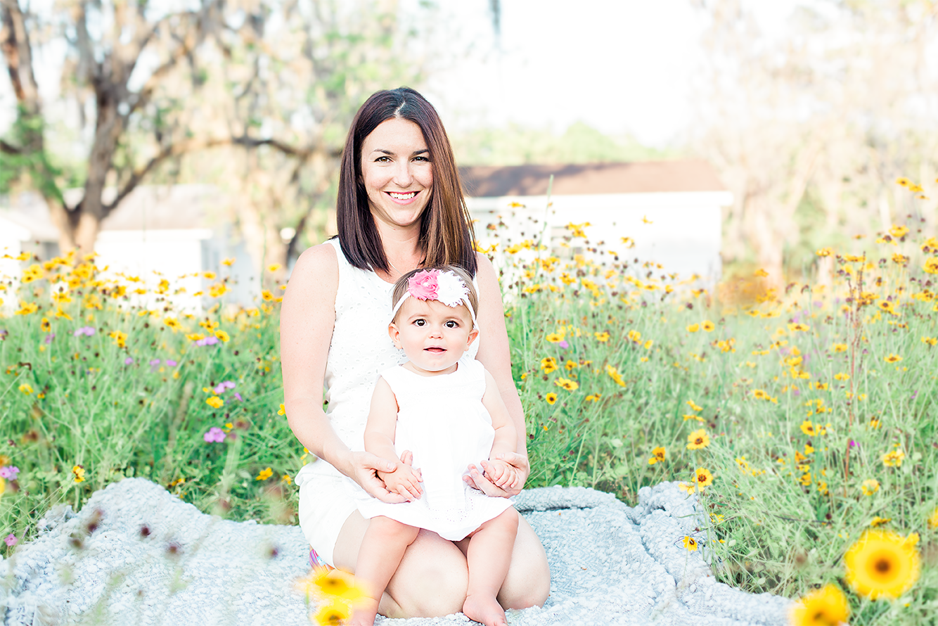 Family photoshoot in a flower field | Maris Kirs Photography | Jacksonville, Ponte Vedra and St.Augustine family photographer