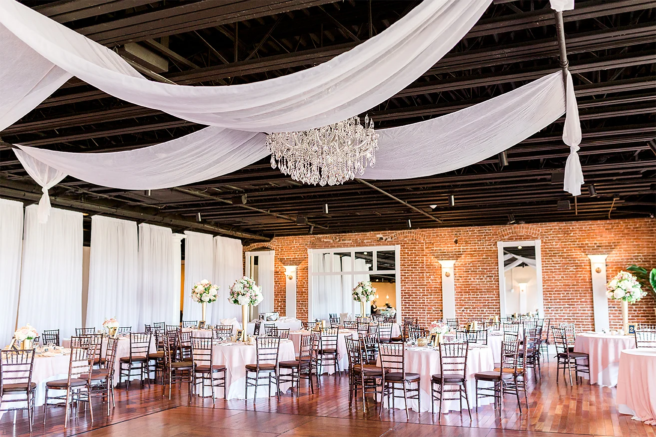 the white room wedding decor
