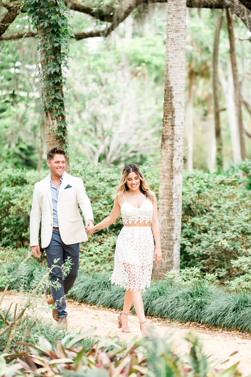 Professional engagement photo ideas North Florida