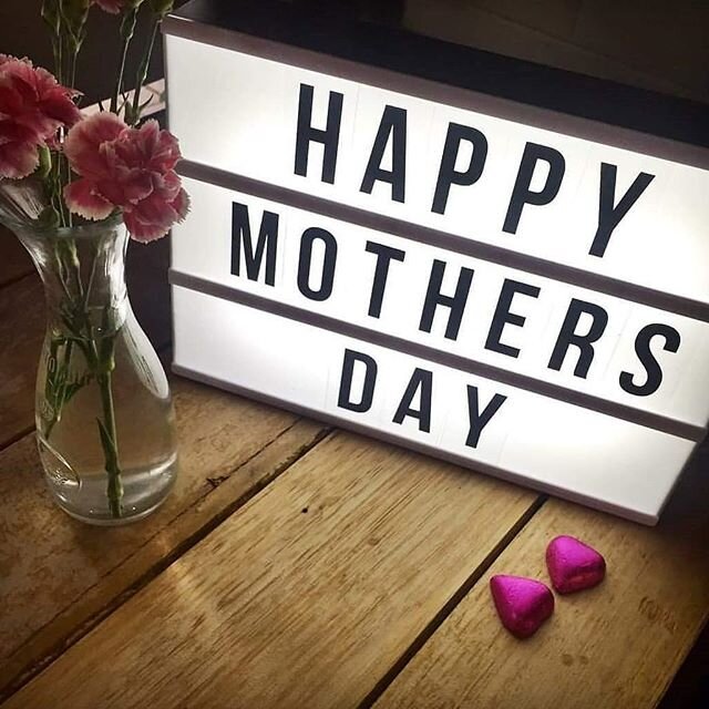 Happy mother's day to all the beautiful mums. Spoil them today with a coffee and a treat from Food on the Hill. #mothersday #emporiocoffee #redhill #mornpentakeaway