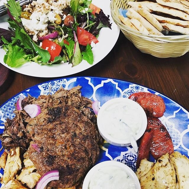 Treat yourself this weekend with a Greek inspired feast, call to pre-order and pickup or visit us in store 🍴☺️ #redhill #mornpentakeaway