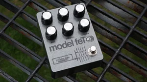 EAE model feT 限定カラー Sunn model T Electronic Audio Experiments model feT | Sunn Model T in a