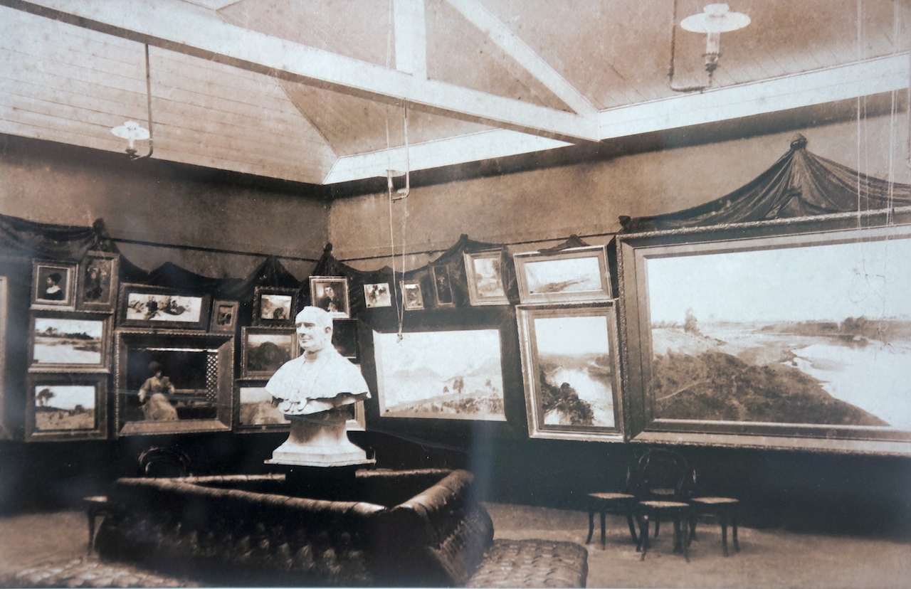 Royal Art Society rooms in 1899