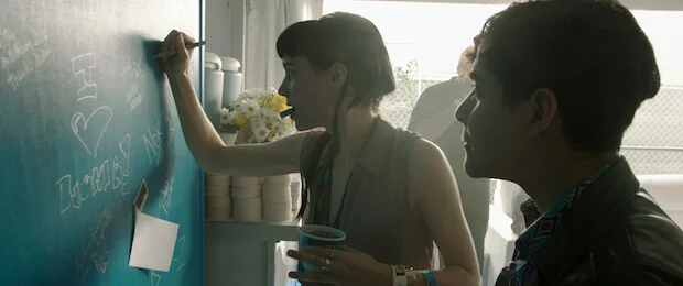 Rooney Mara y Neon Indian