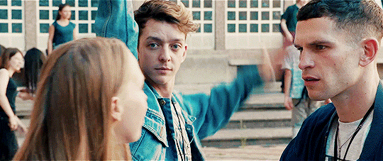 tumblr_oyfiqei5H61qa3emao3_540.gif