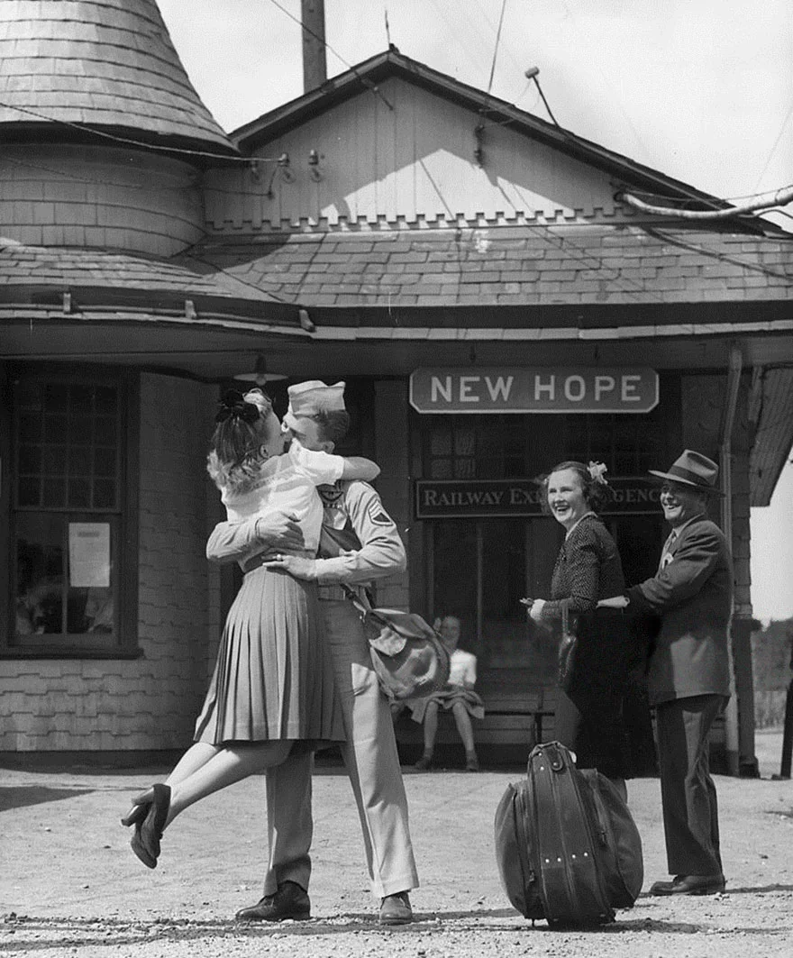 wartime-love-photos-004.jpg